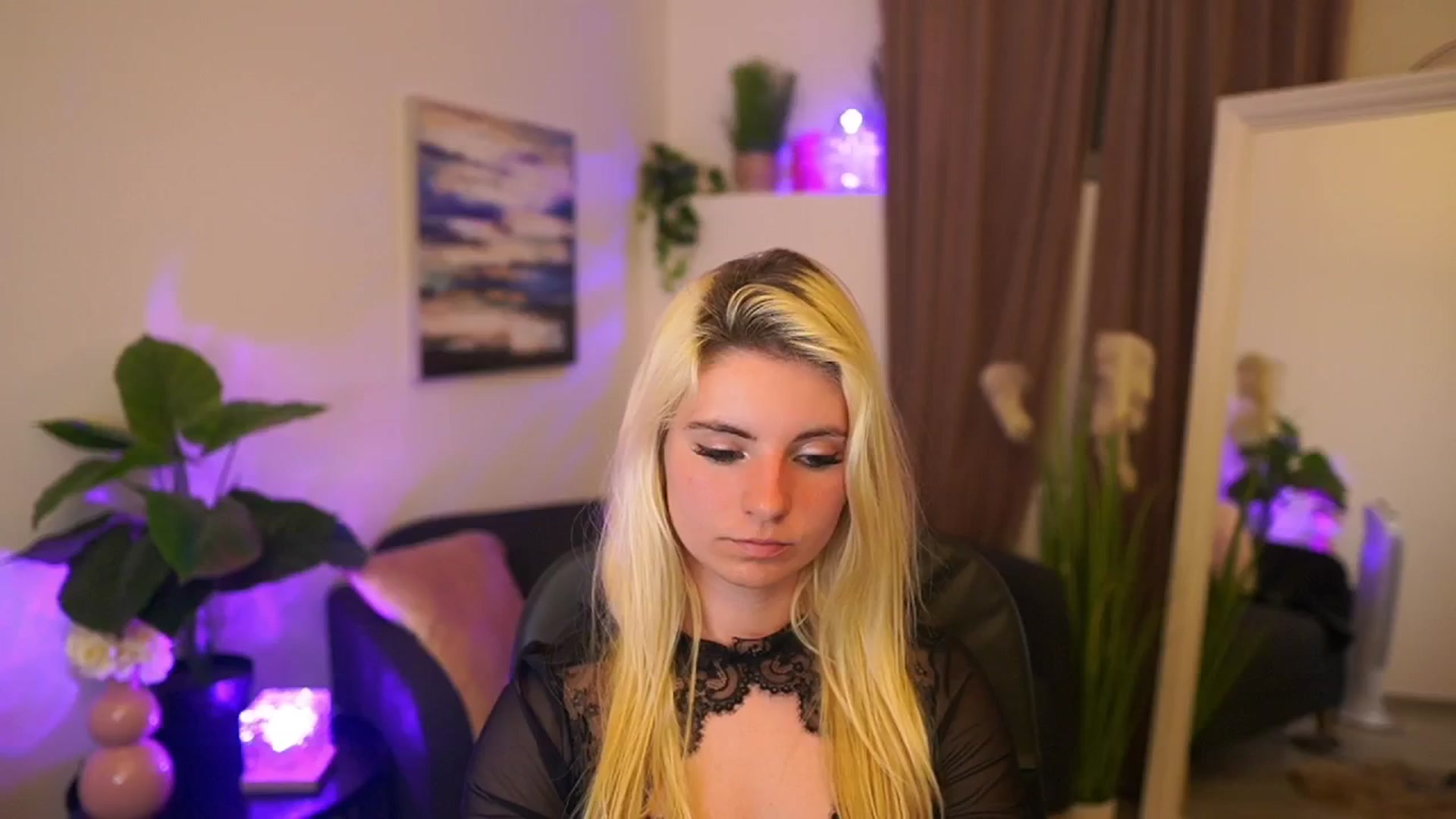 Gallery image thumbnail from Jetpearl74's myfreecams stream on, 04/15/2026, 21:37 image 20 of 20