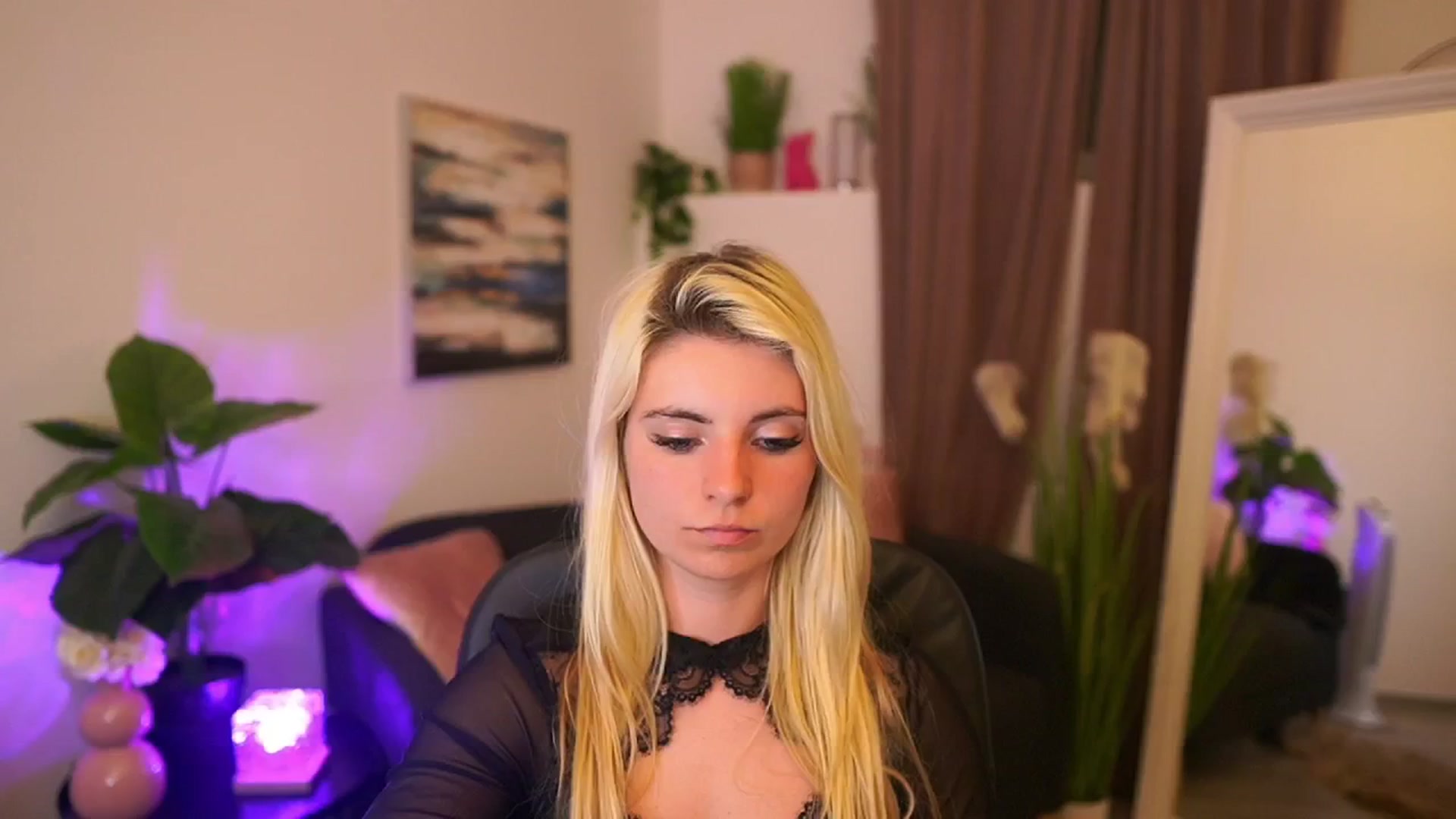 Gallery image thumbnail from Jetpearl74's myfreecams stream on, 04/16/2026, 24:49 image 3 of 20