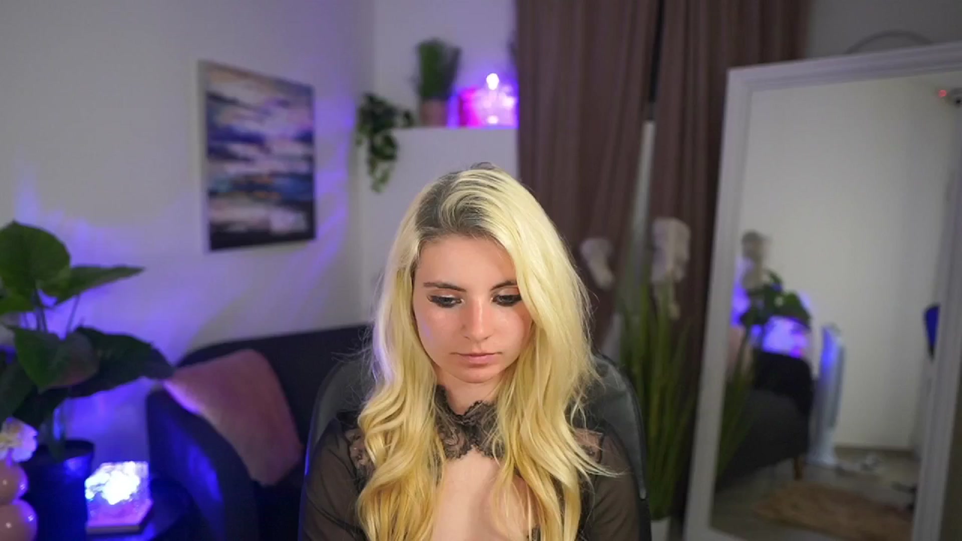 Gallery image thumbnail from Jetpearl74's myfreecams stream on, 04/19/2026, 20:48 image 13 of 20