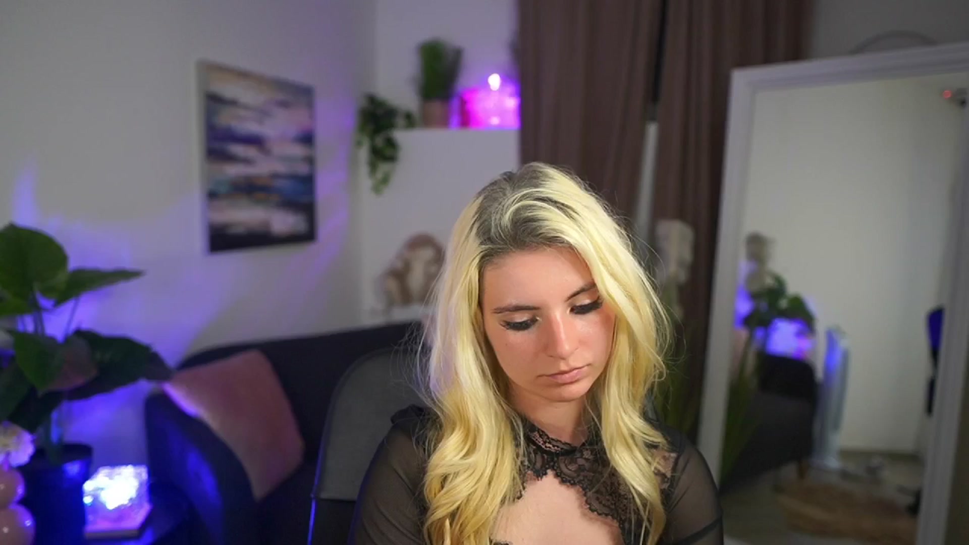 Gallery image thumbnail from Jetpearl74's myfreecams stream on, 04/19/2026, 23:04 image 20 of 20