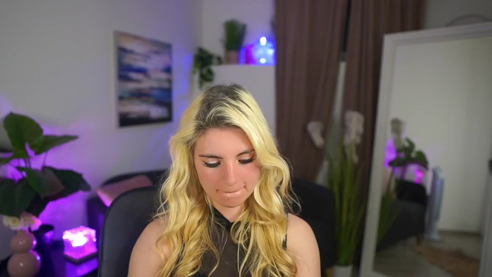 Gallery image thumbnail from Jetpearl74's myfreecams stream on, 04/26/2026, 23:04 image 3 of 20