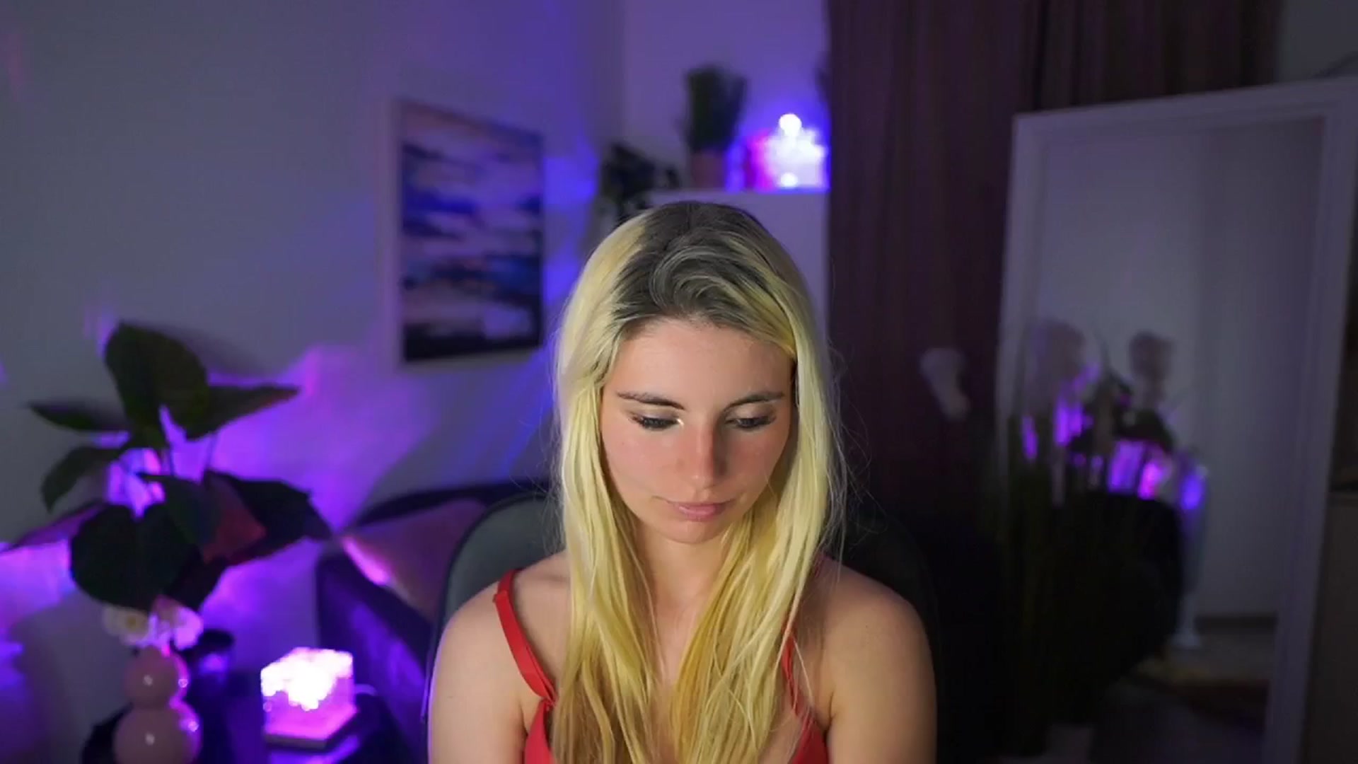 Gallery image thumbnail from Jetpearl74's myfreecams stream on, 05/03/2026, 22:57 image 8 of 20