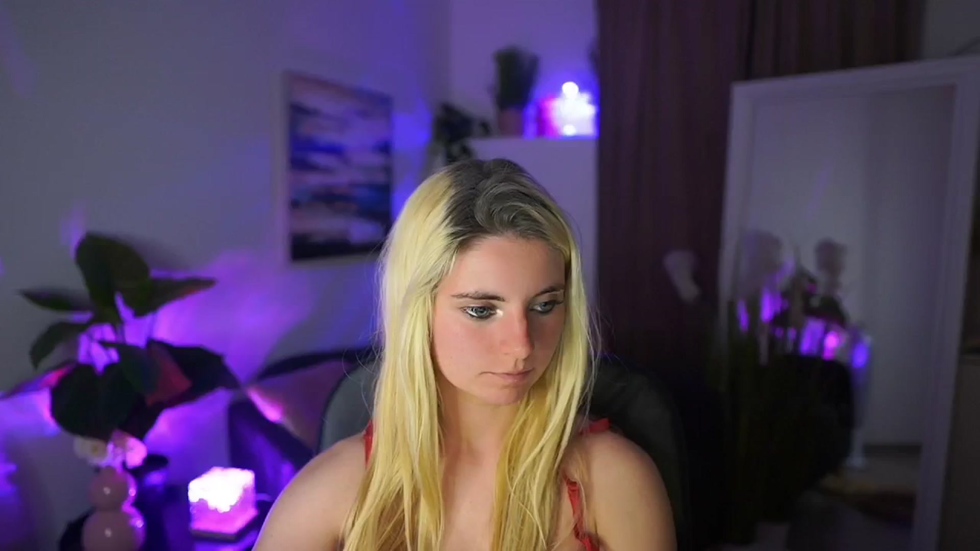 Gallery image thumbnail from Jetpearl74's myfreecams stream on, 05/03/2026, 22:57 image 7 of 20