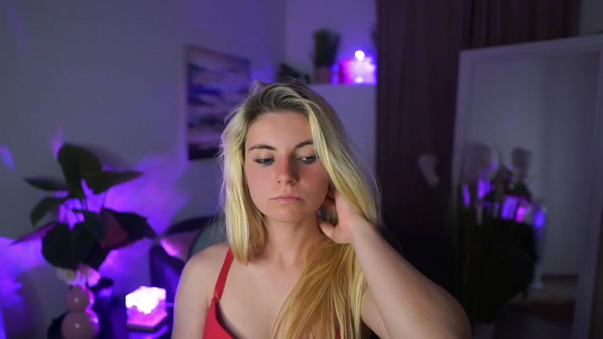 Gallery image thumbnail from Jetpearl74's myfreecams stream on, 05/04/2026, 24:51 image 8 of 20
