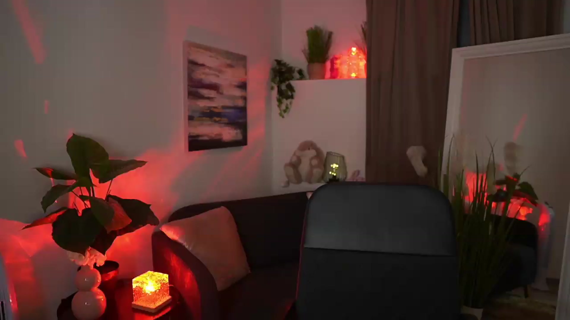 Gallery image thumbnail from Jetpearl74's myfreecams stream on, 05/06/2026, 23:24 image 8 of 20