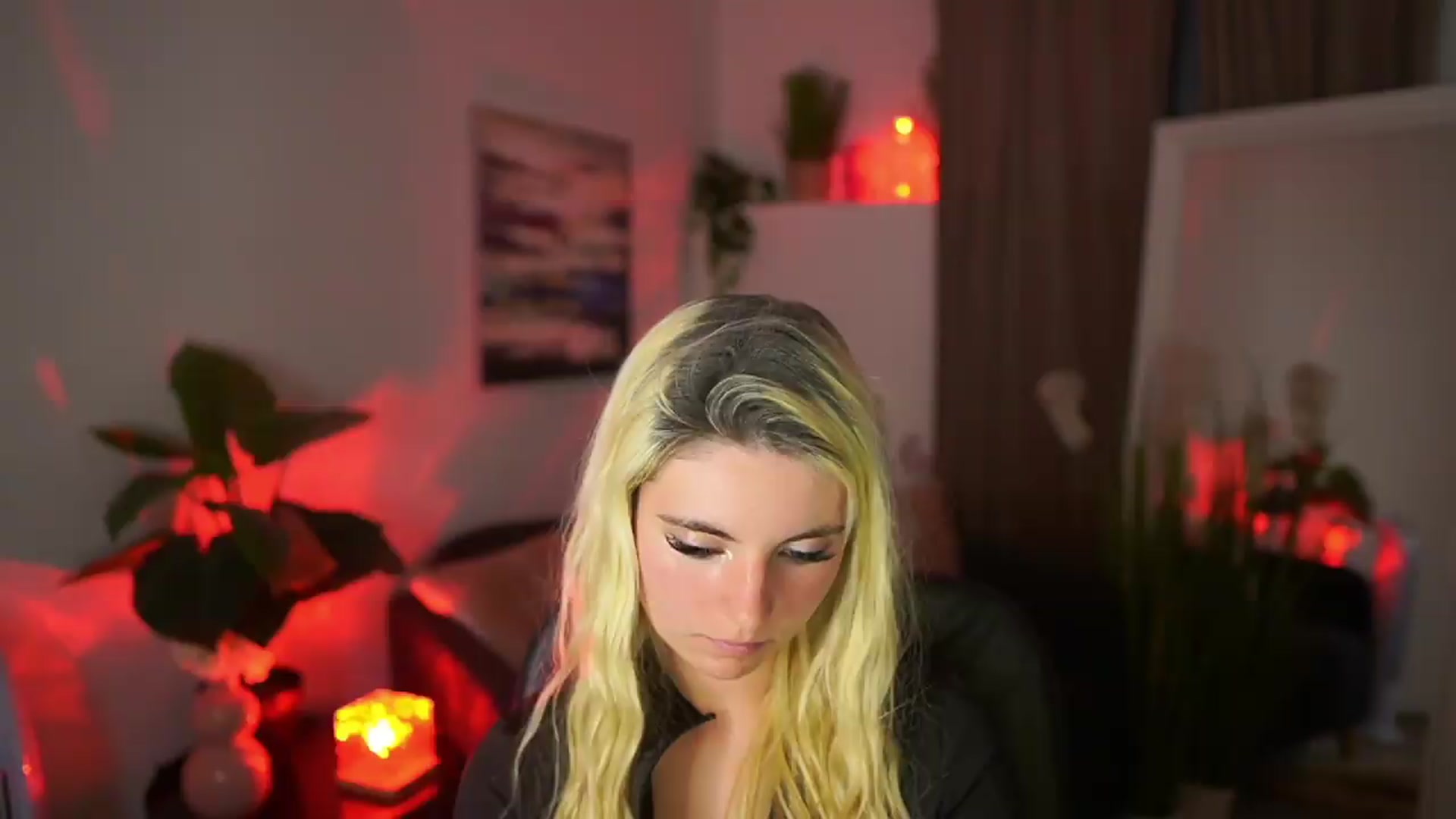 Gallery image thumbnail from Jetpearl74's myfreecams stream on, 05/07/2026, 01:08 image 5 of 20