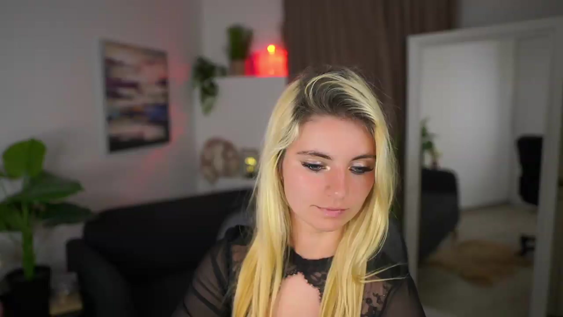 Gallery image thumbnail from Jetpearl74's myfreecams stream on, 05/10/2026, 21:37 image 2 of 20
