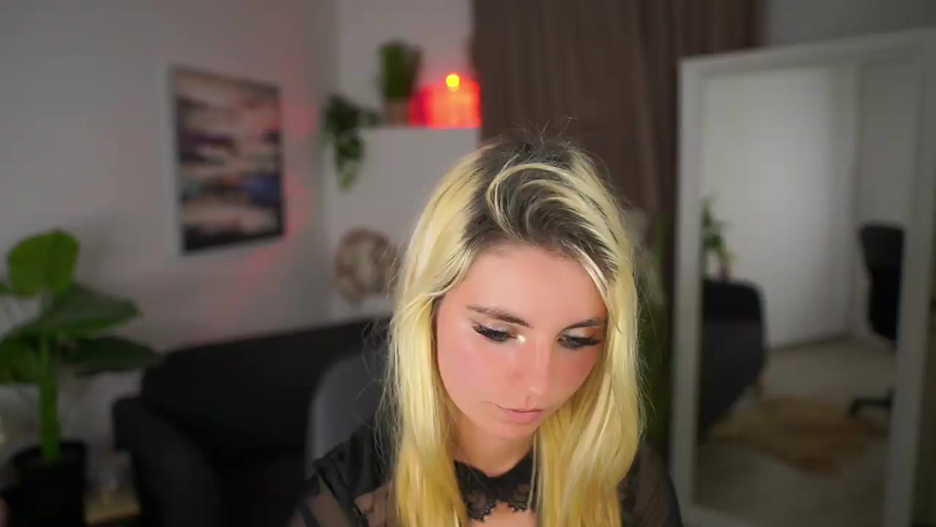 Gallery image thumbnail from Jetpearl74's myfreecams stream on, 05/10/2026, 23:32 image 2 of 20