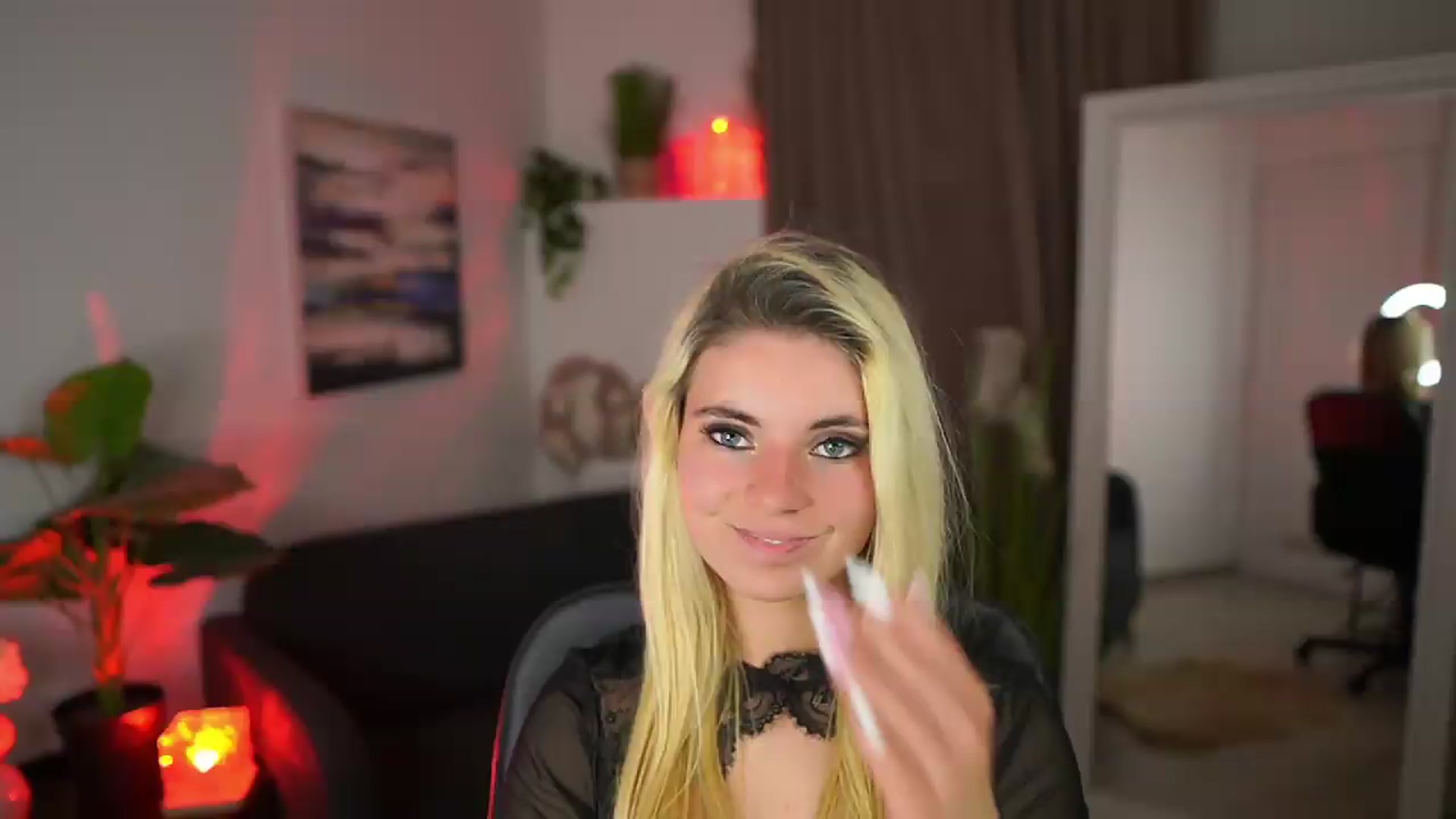 Gallery image thumbnail from Jetpearl74's myfreecams stream on, 05/13/2026, 21:25 image 1 of 20