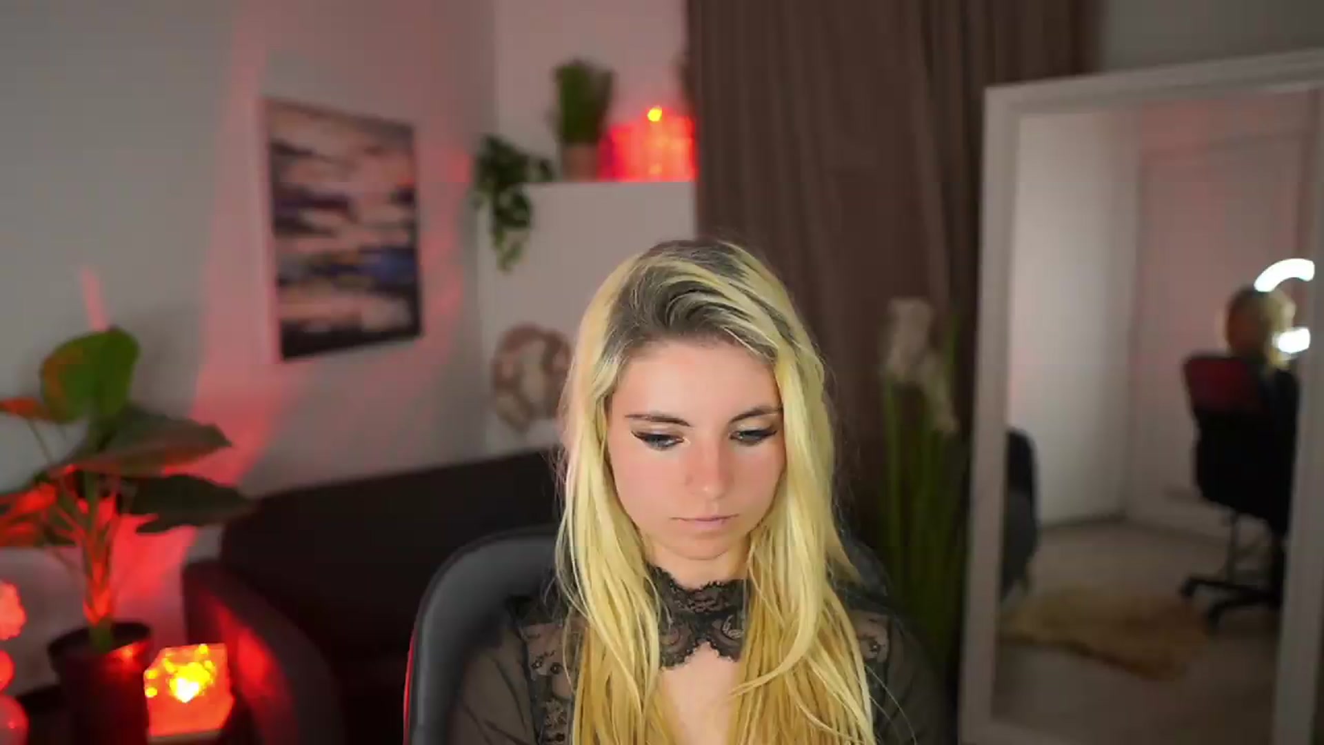 Gallery image thumbnail from Jetpearl74's myfreecams stream on, 05/13/2026, 22:46 image 1 of 20