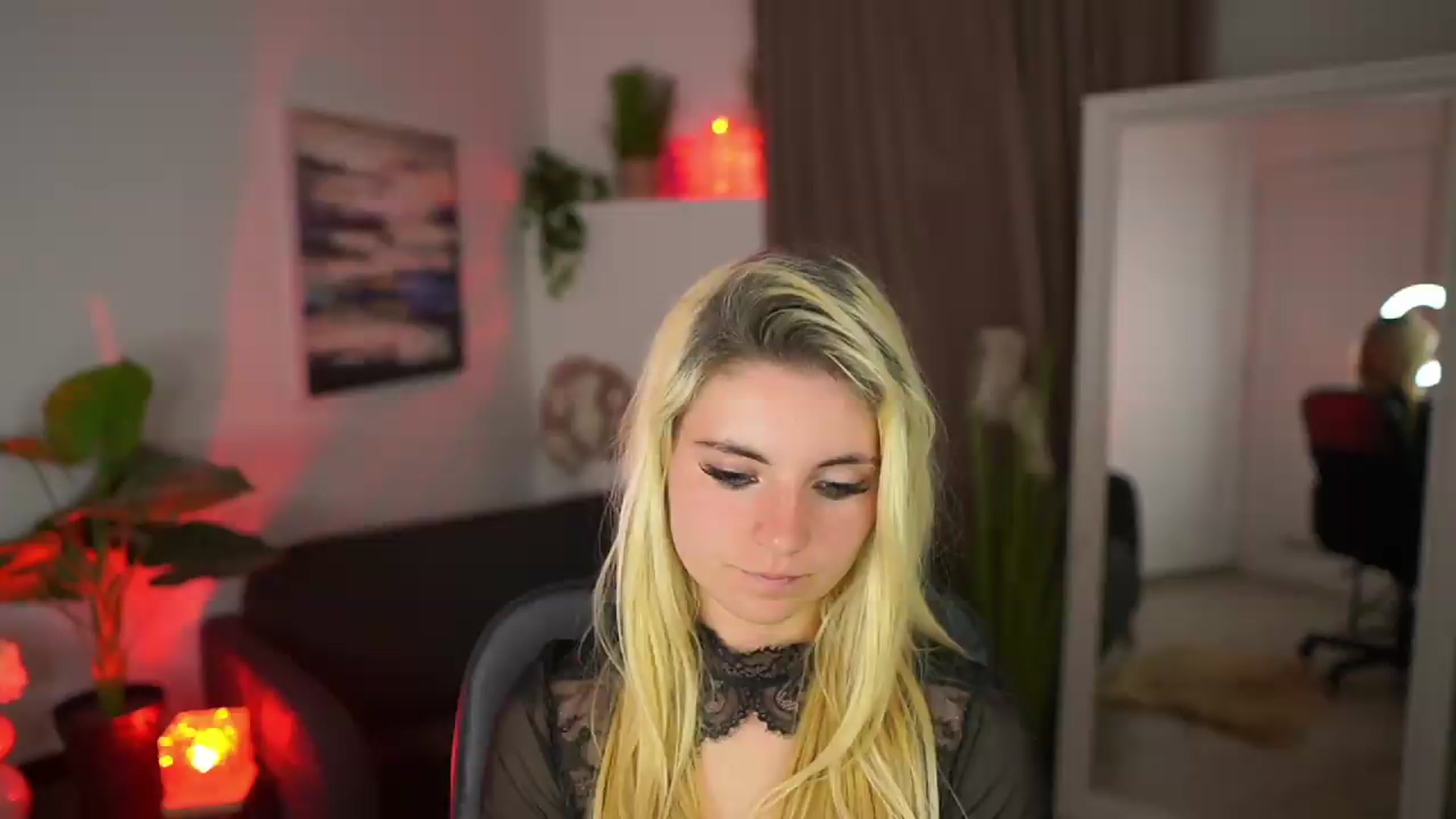Gallery image thumbnail from Jetpearl74's myfreecams stream on, 05/13/2026, 22:46 image 3 of 20