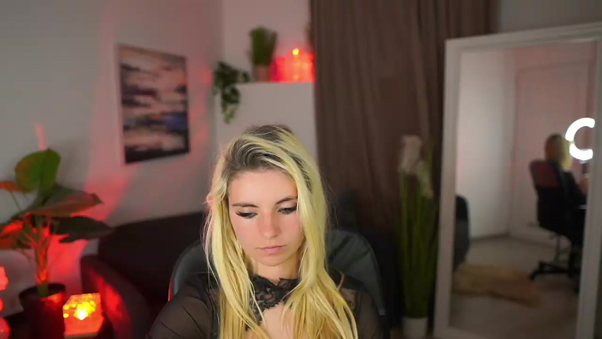 Gallery image thumbnail from Jetpearl74's myfreecams stream on, 05/13/2026, 23:27 image 19 of 20
