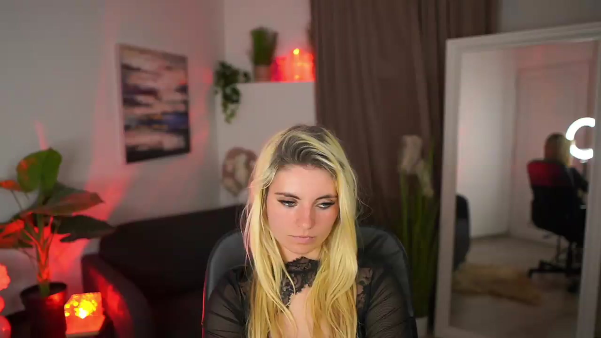 Gallery image thumbnail from Jetpearl74's myfreecams stream on, 05/13/2026, 23:27 image 8 of 20