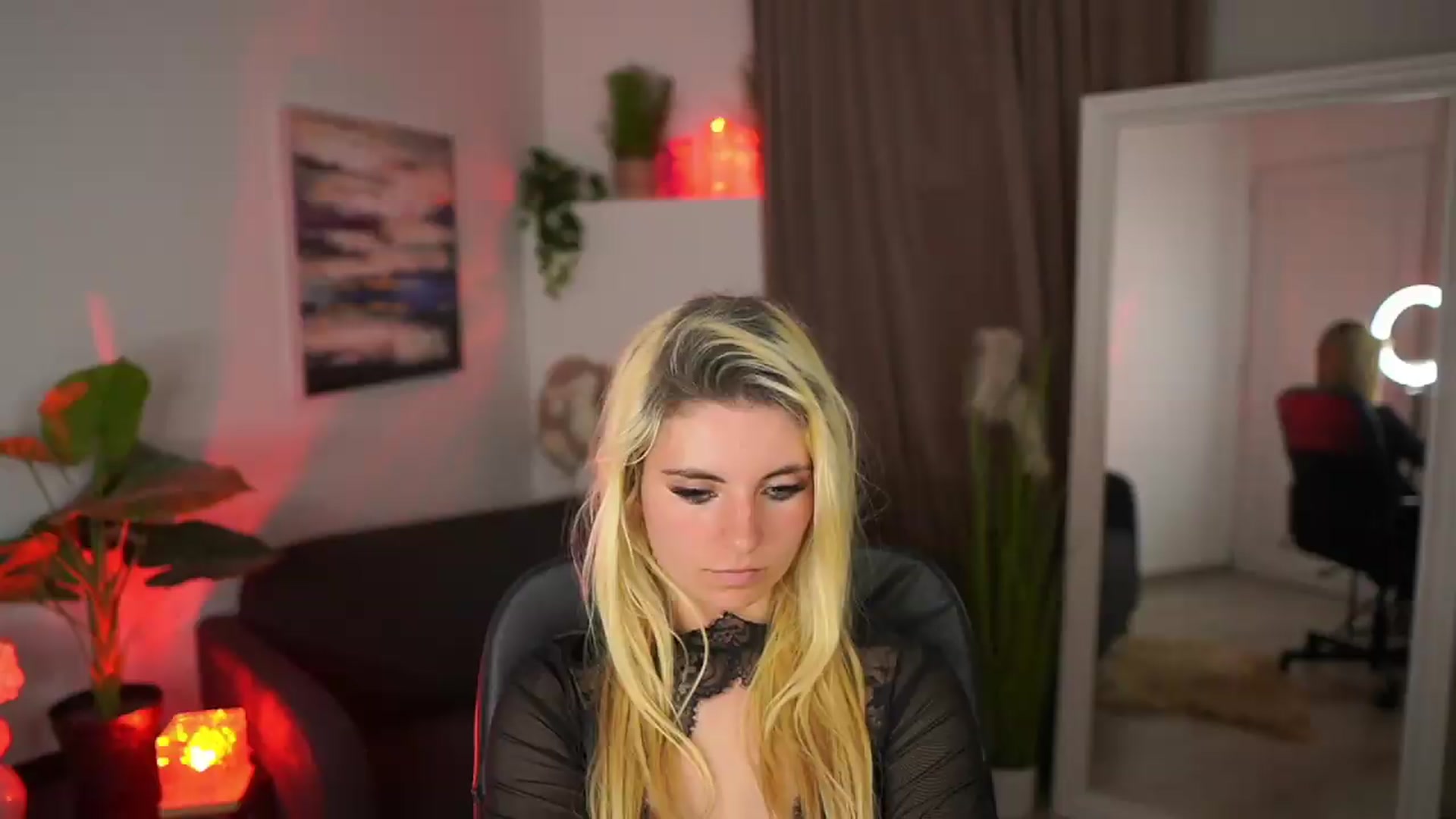 Gallery image thumbnail from Jetpearl74's myfreecams stream on, 05/13/2026, 23:27 image 5 of 20