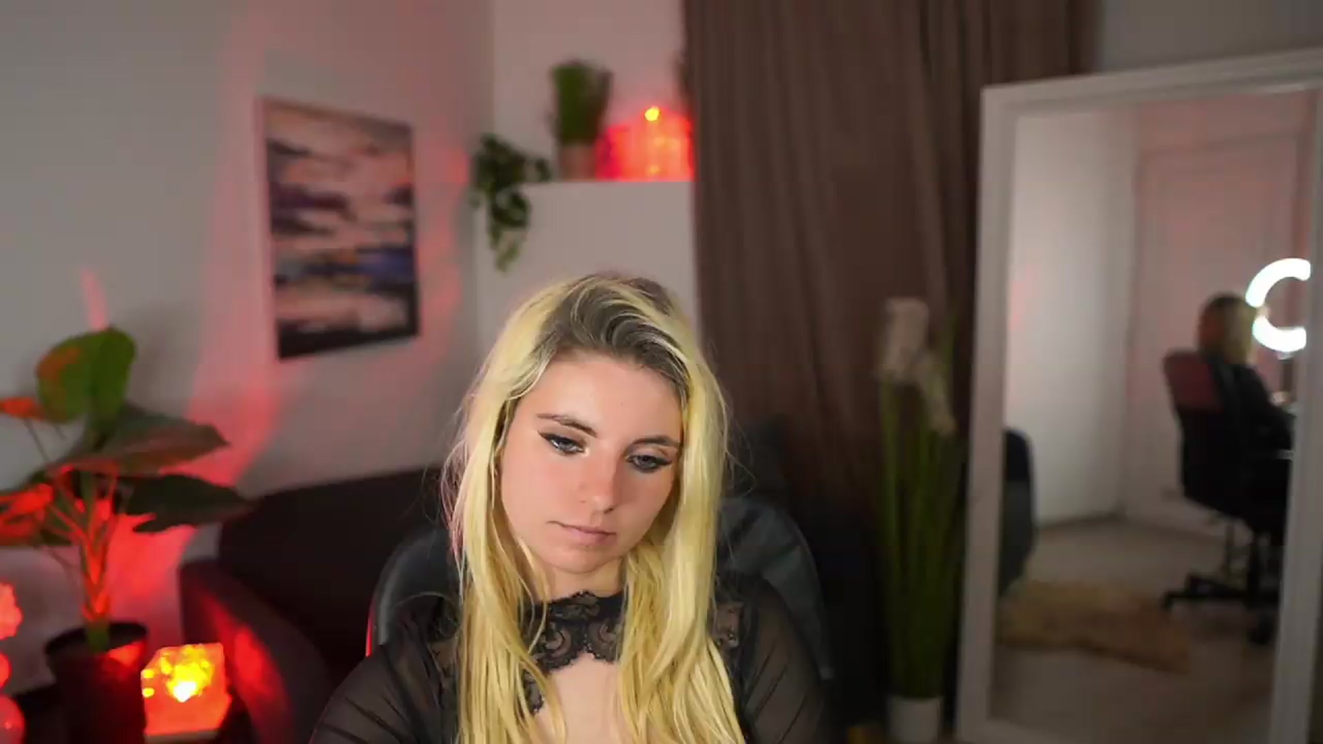 Gallery image thumbnail from Jetpearl74's myfreecams stream on, 05/13/2026, 23:27 image 3 of 20