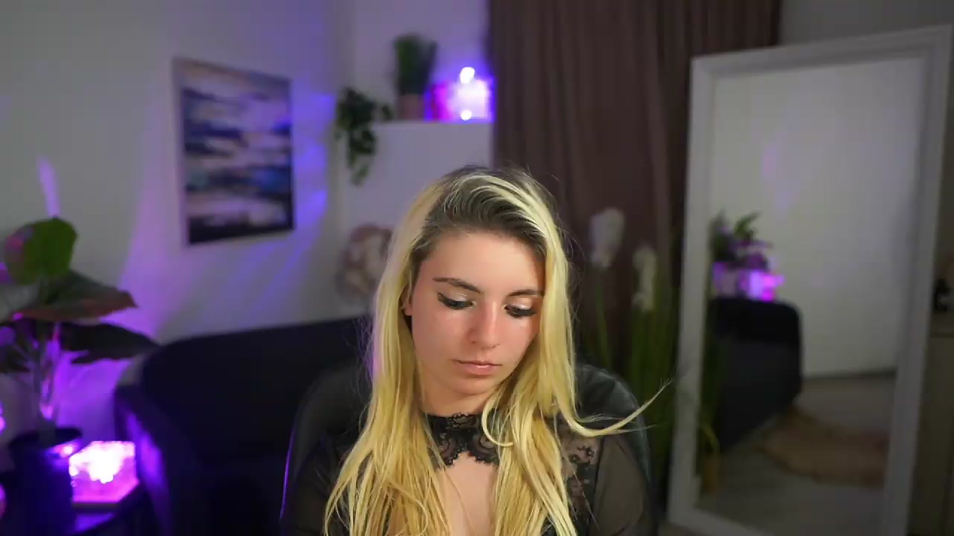 Gallery image thumbnail from Jetpearl74's myfreecams stream on, 05/20/2026, 21:34 image 7 of 20