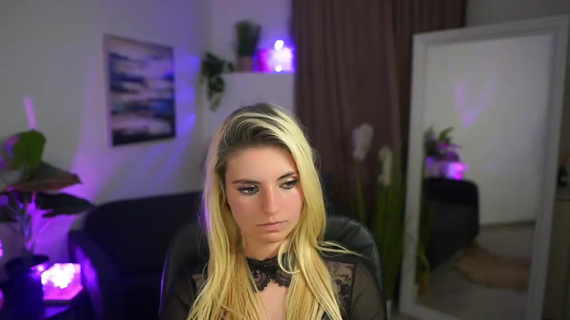 Gallery image thumbnail from Jetpearl74's myfreecams stream on, 05/20/2026, 21:34 image 9 of 20