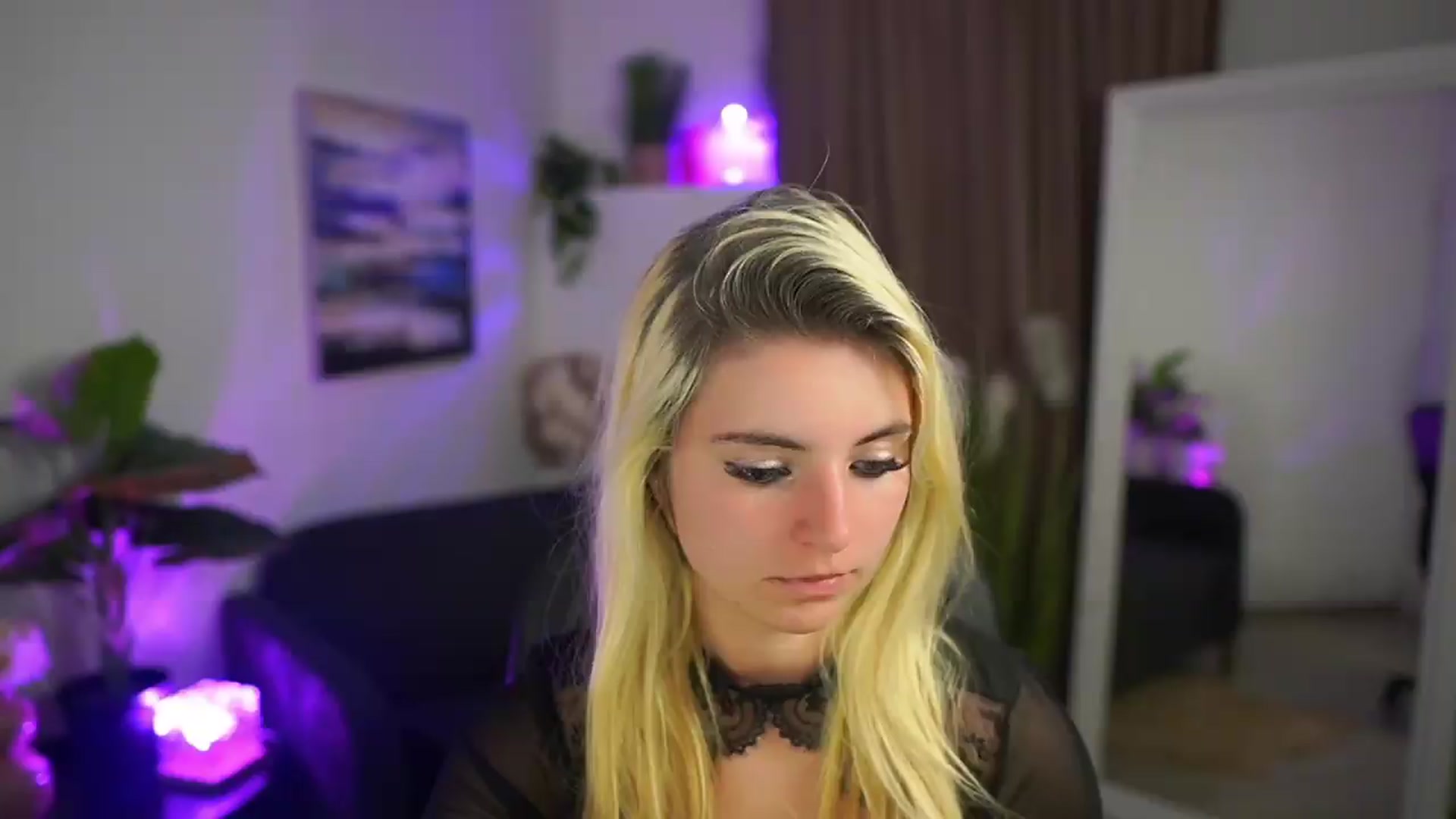 Gallery image thumbnail from Jetpearl74's myfreecams stream on, 05/24/2026, 20:59 image 15 of 20