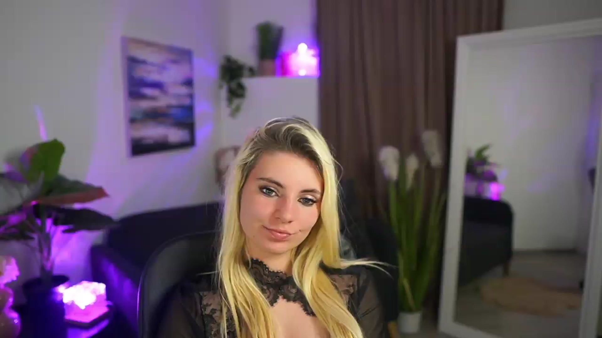 Gallery image thumbnail from Jetpearl74's myfreecams stream on, 05/24/2026, 22:00 image 4 of 20