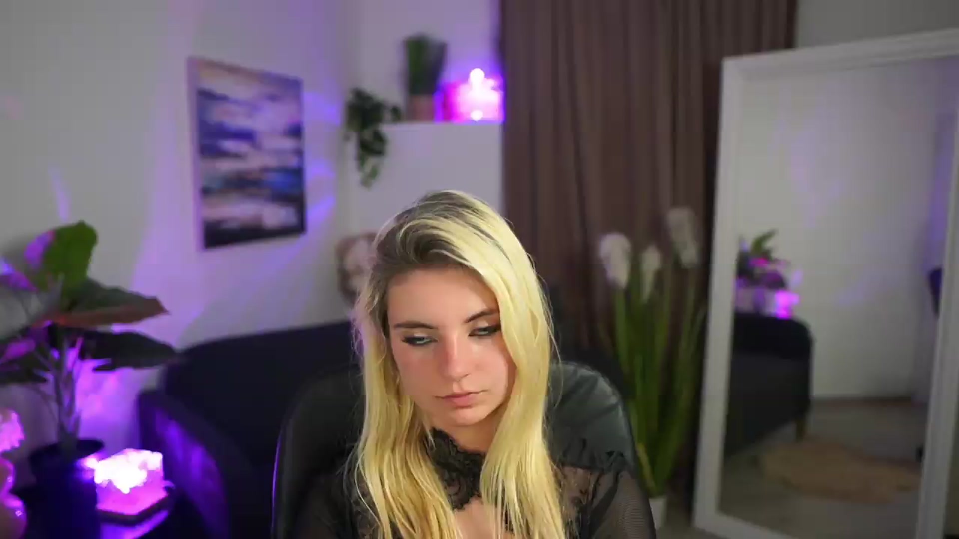 Gallery image thumbnail from Jetpearl74's myfreecams stream on, 05/24/2026, 22:00 image 12 of 20