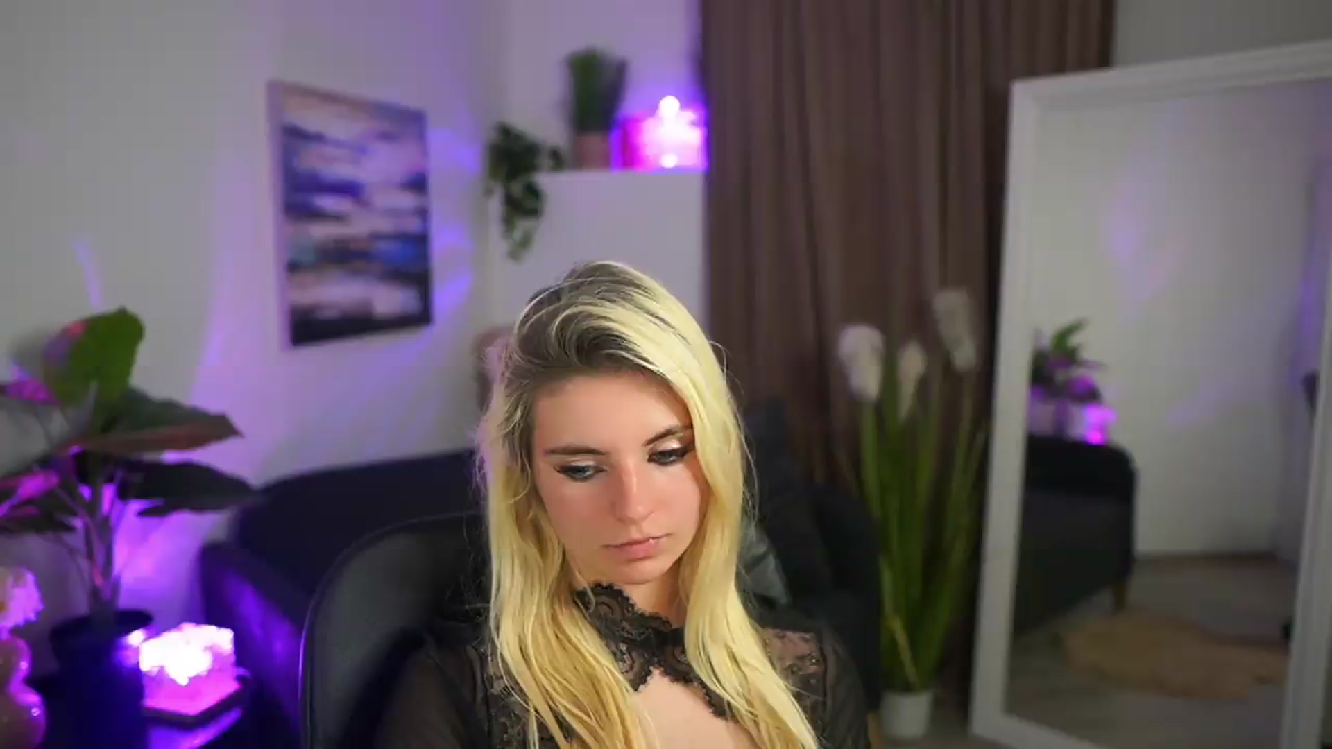 Gallery image thumbnail from Jetpearl74's myfreecams stream on, 05/24/2026, 22:00 image 8 of 20