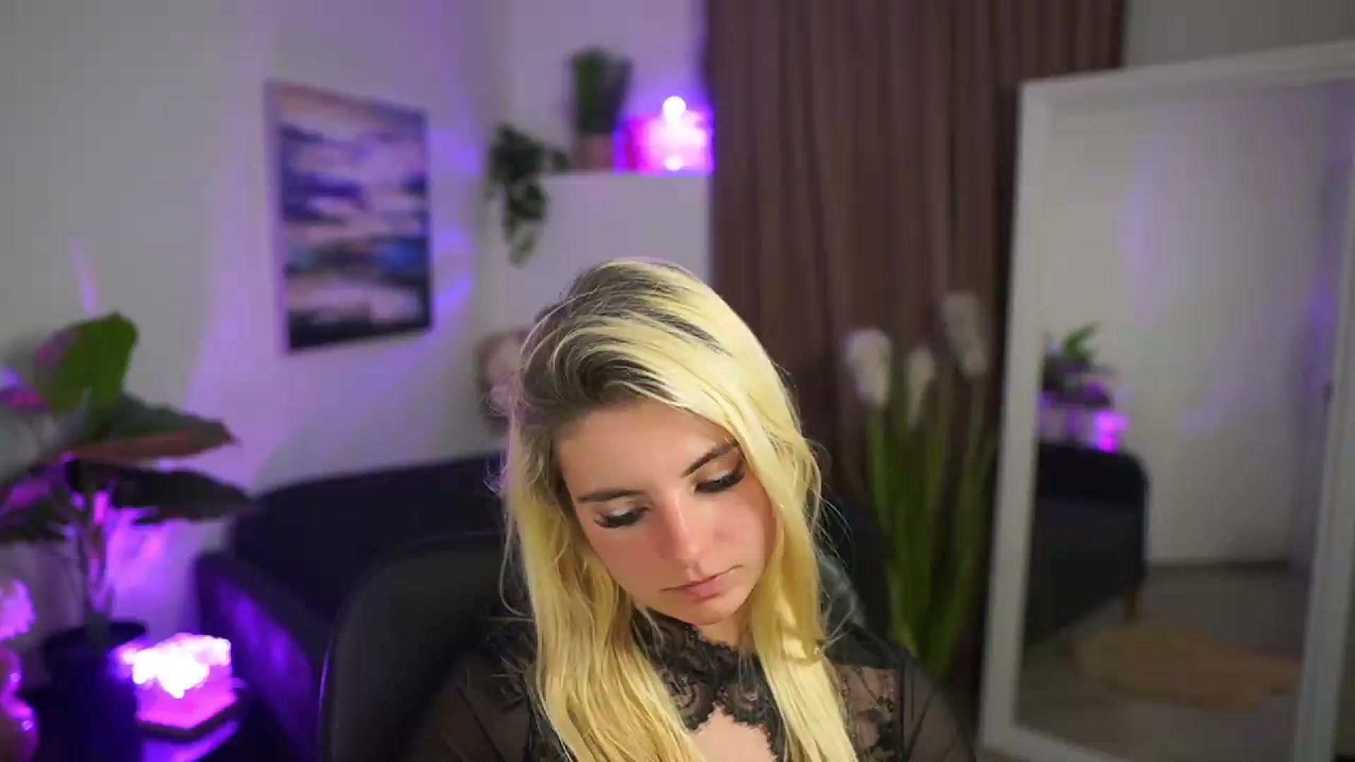 Gallery image thumbnail from Jetpearl74's myfreecams stream on, 05/24/2026, 22:00 image 13 of 20