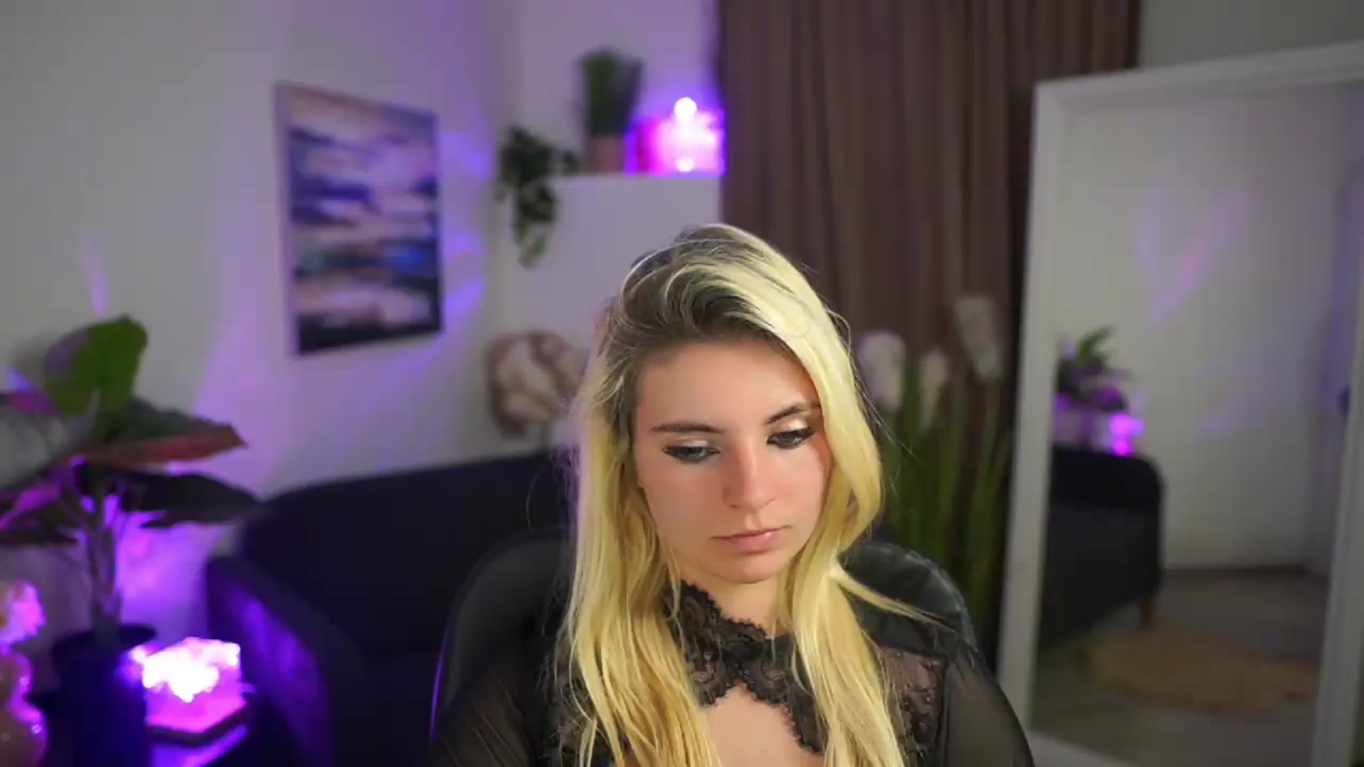 Gallery image thumbnail from Jetpearl74's myfreecams stream on, 05/24/2026, 22:00 image 1 of 20