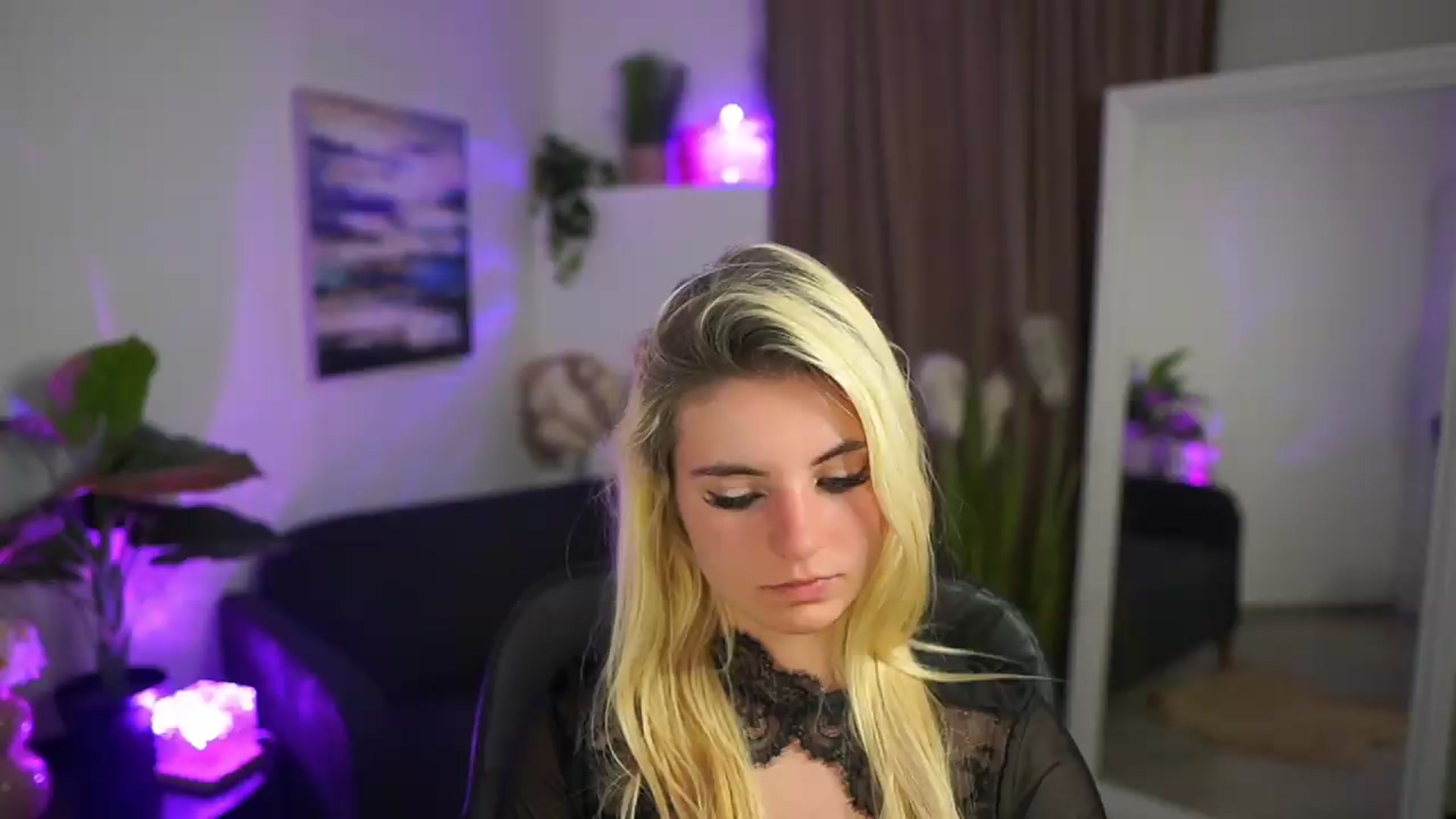Gallery image thumbnail from Jetpearl74's myfreecams stream on, 05/24/2026, 22:00 image 3 of 20