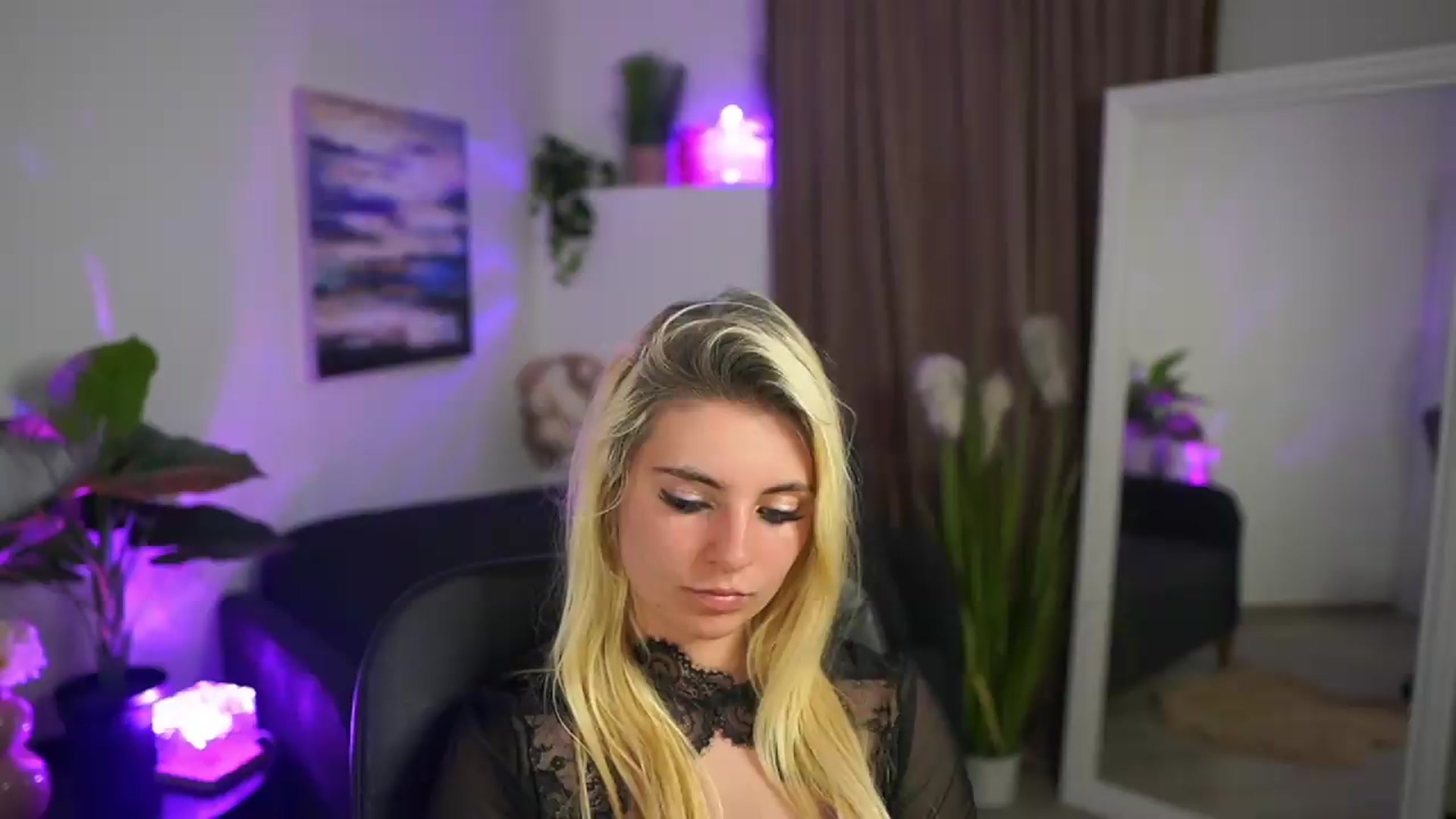 Gallery image thumbnail from Jetpearl74's myfreecams stream on, 05/24/2026, 22:00 image 9 of 20