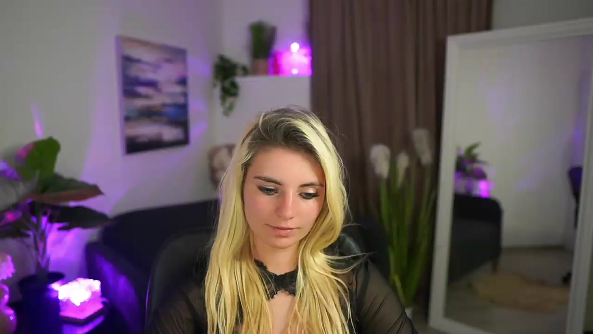 Gallery image thumbnail from Jetpearl74's myfreecams stream on, 05/24/2026, 23:39 image 18 of 20