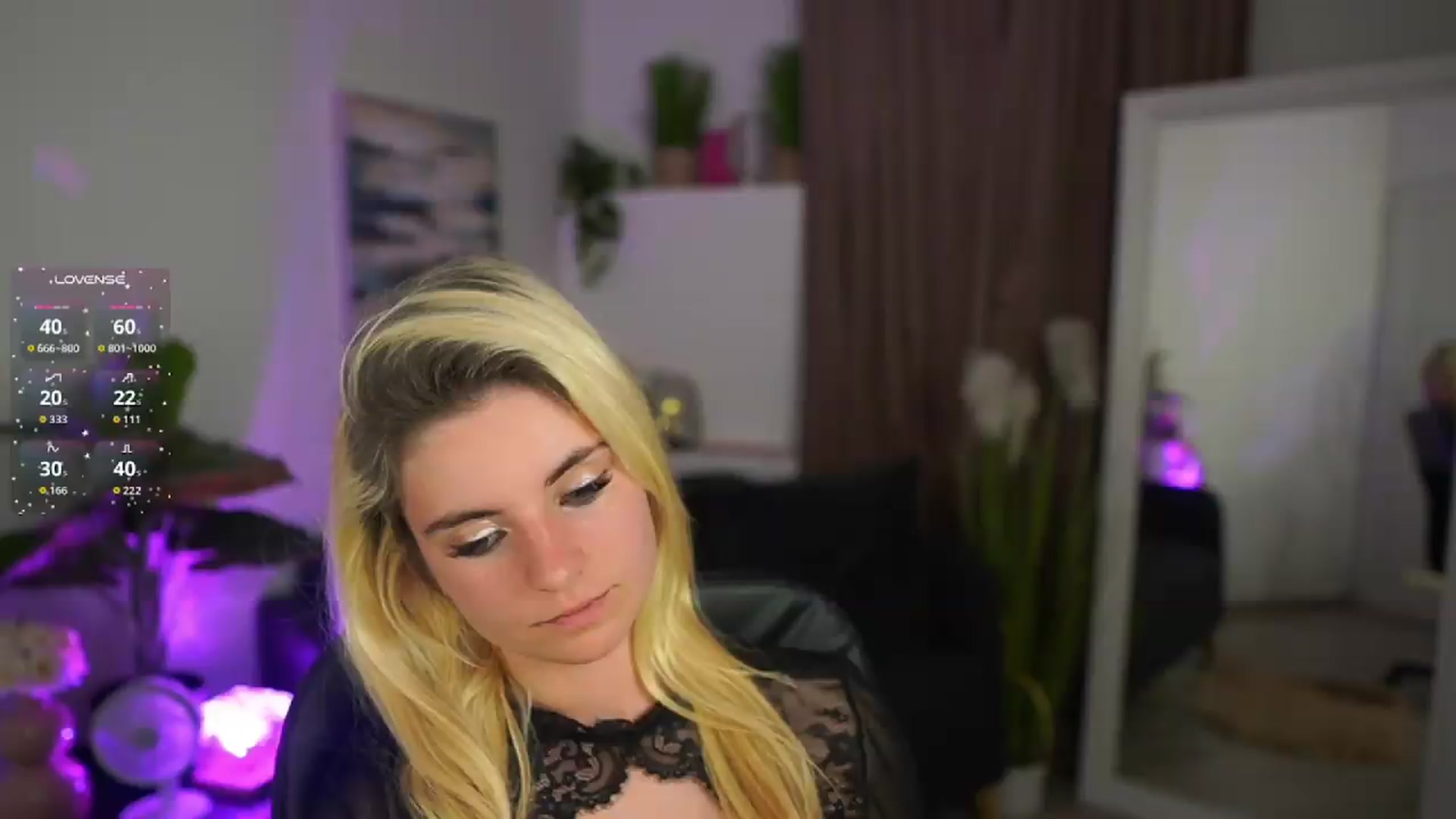Gallery image thumbnail from Jetpearl74's myfreecams stream on, 05/28/2026, 24:43 image 1 of 20