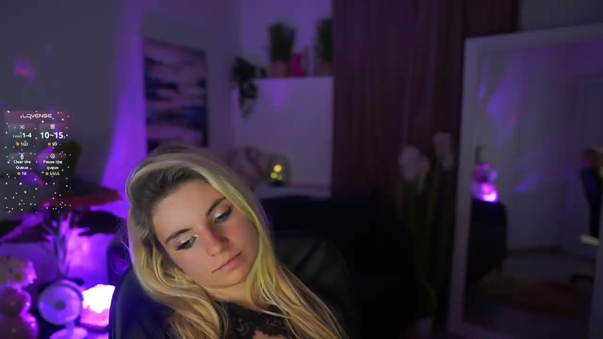 Gallery image thumbnail from Jetpearl74's myfreecams stream on, 05/28/2026, 24:43 image 8 of 20