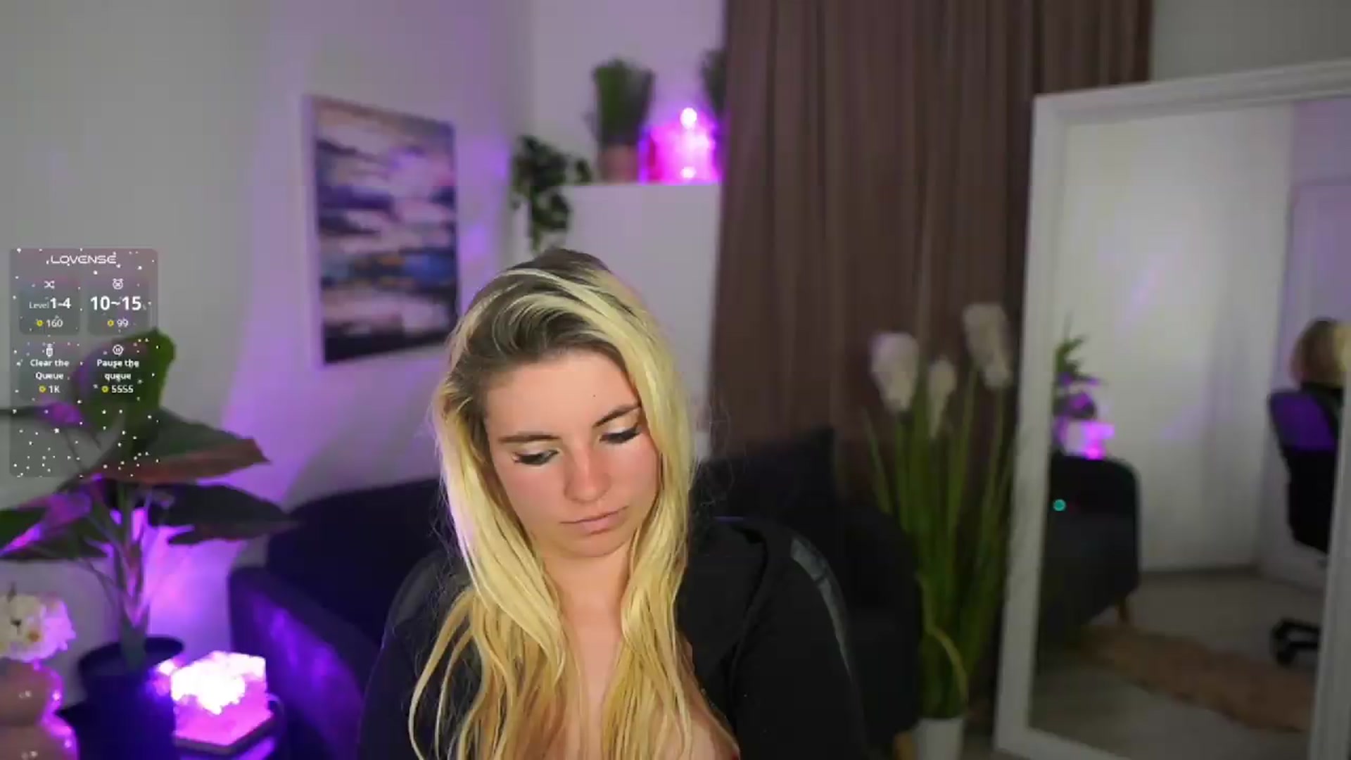 Gallery image thumbnail from Jetpearl74's myfreecams stream on, 05/30/2026, 24:00 image 5 of 20