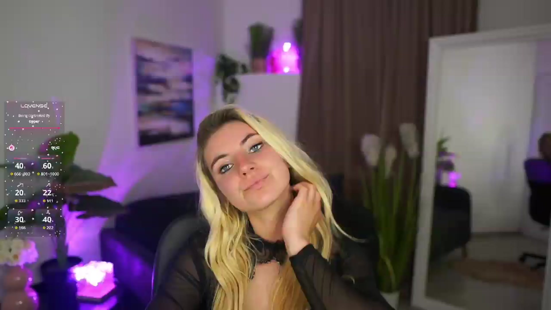 Gallery image thumbnail from Jetpearl74's myfreecams stream on, 05/31/2026, 23:48 image 15 of 20