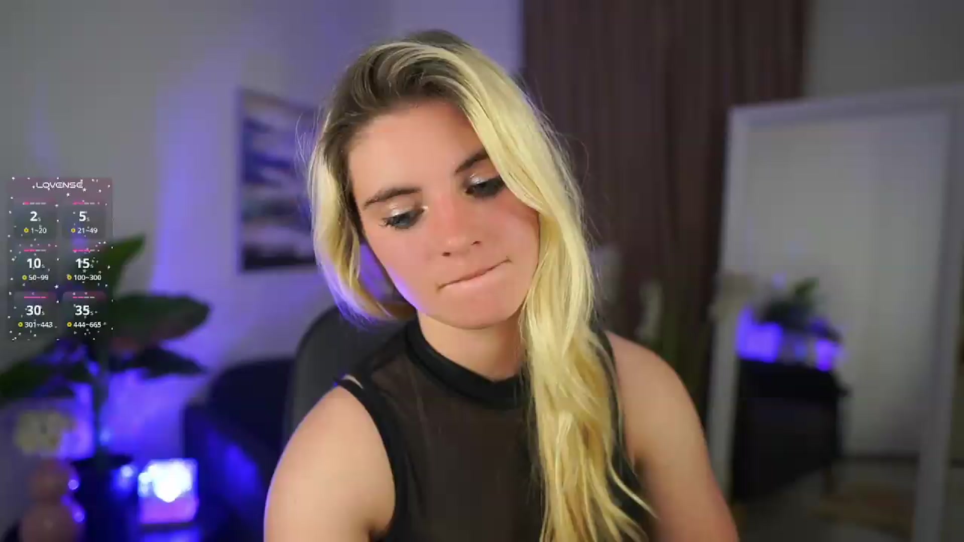 Gallery image thumbnail from Jetpearl74's myfreecams stream on, 06/14/2026, 21:40 image 19 of 20