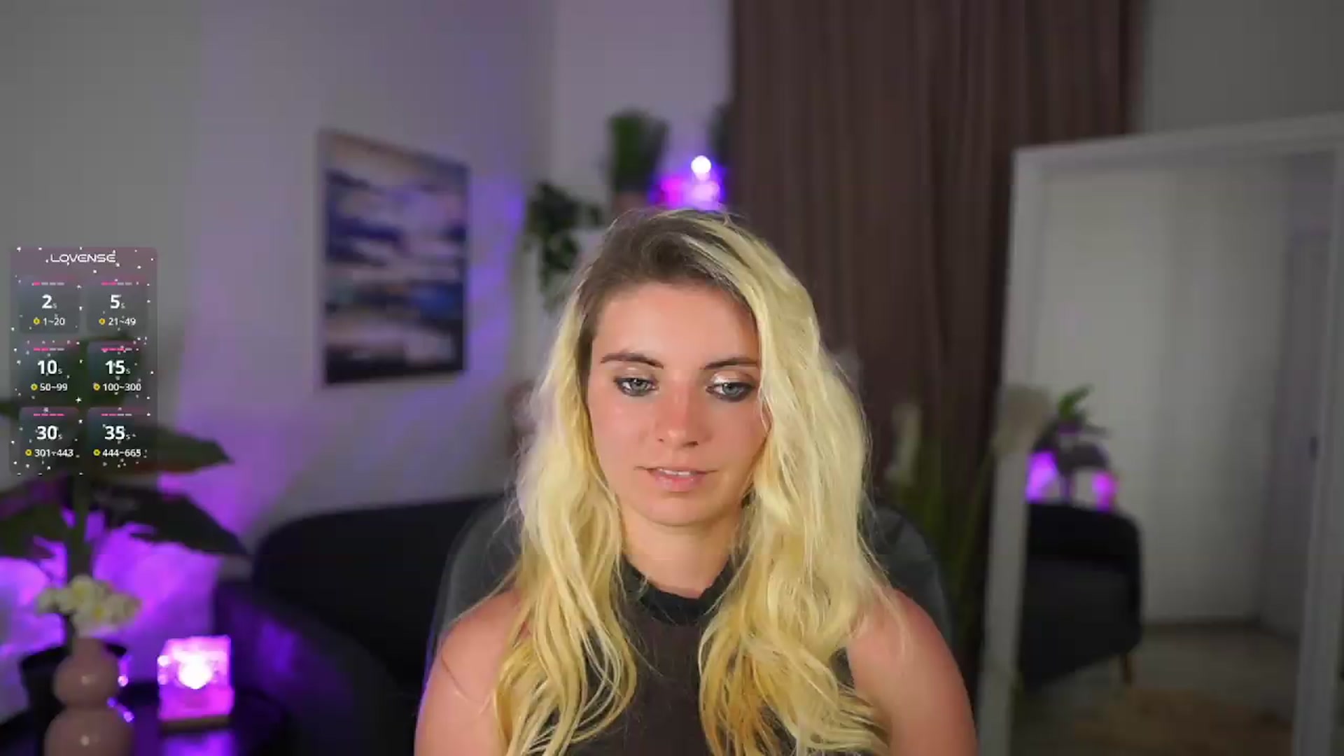 Gallery image thumbnail from Jetpearl74's myfreecams stream on, 06/25/2026, 21:31 image 14 of 20