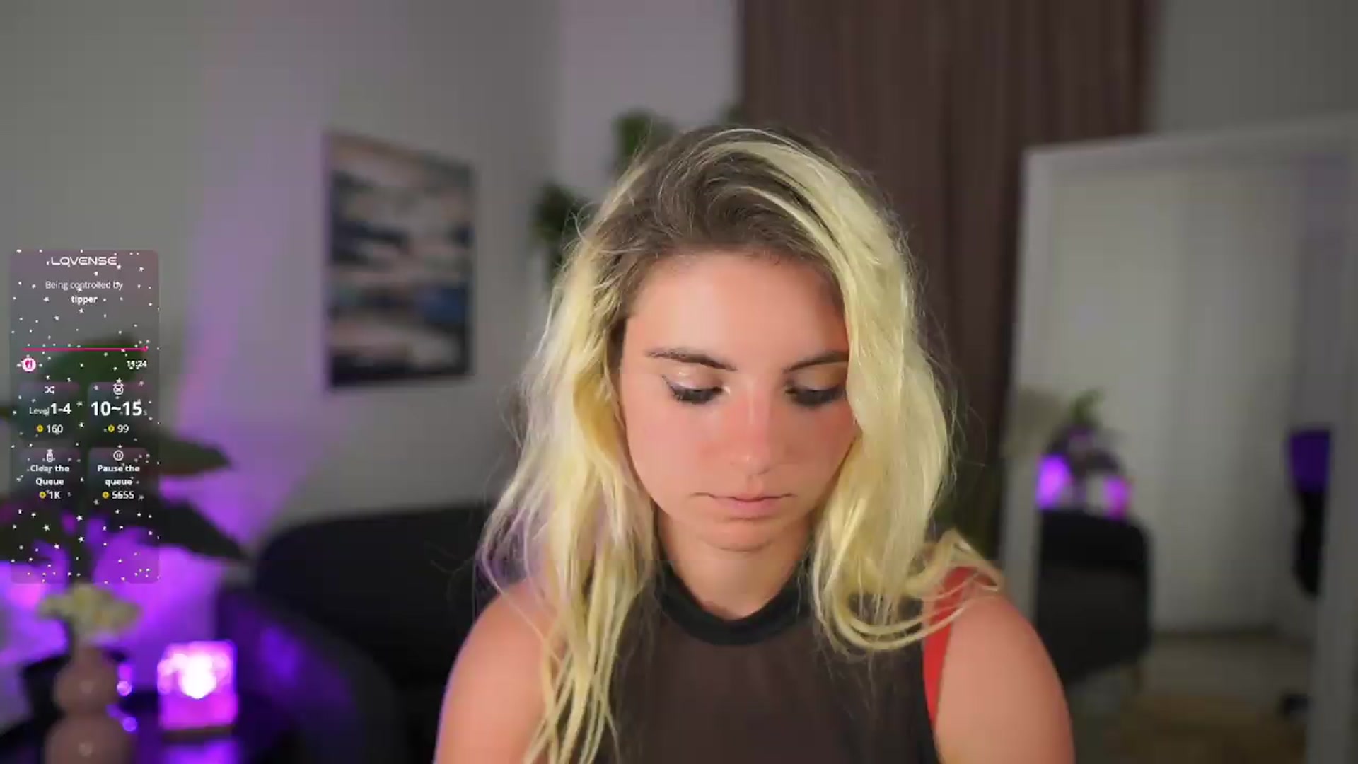 Gallery image thumbnail from Jetpearl74's myfreecams stream on, 06/26/2026, 24:28 image 19 of 20