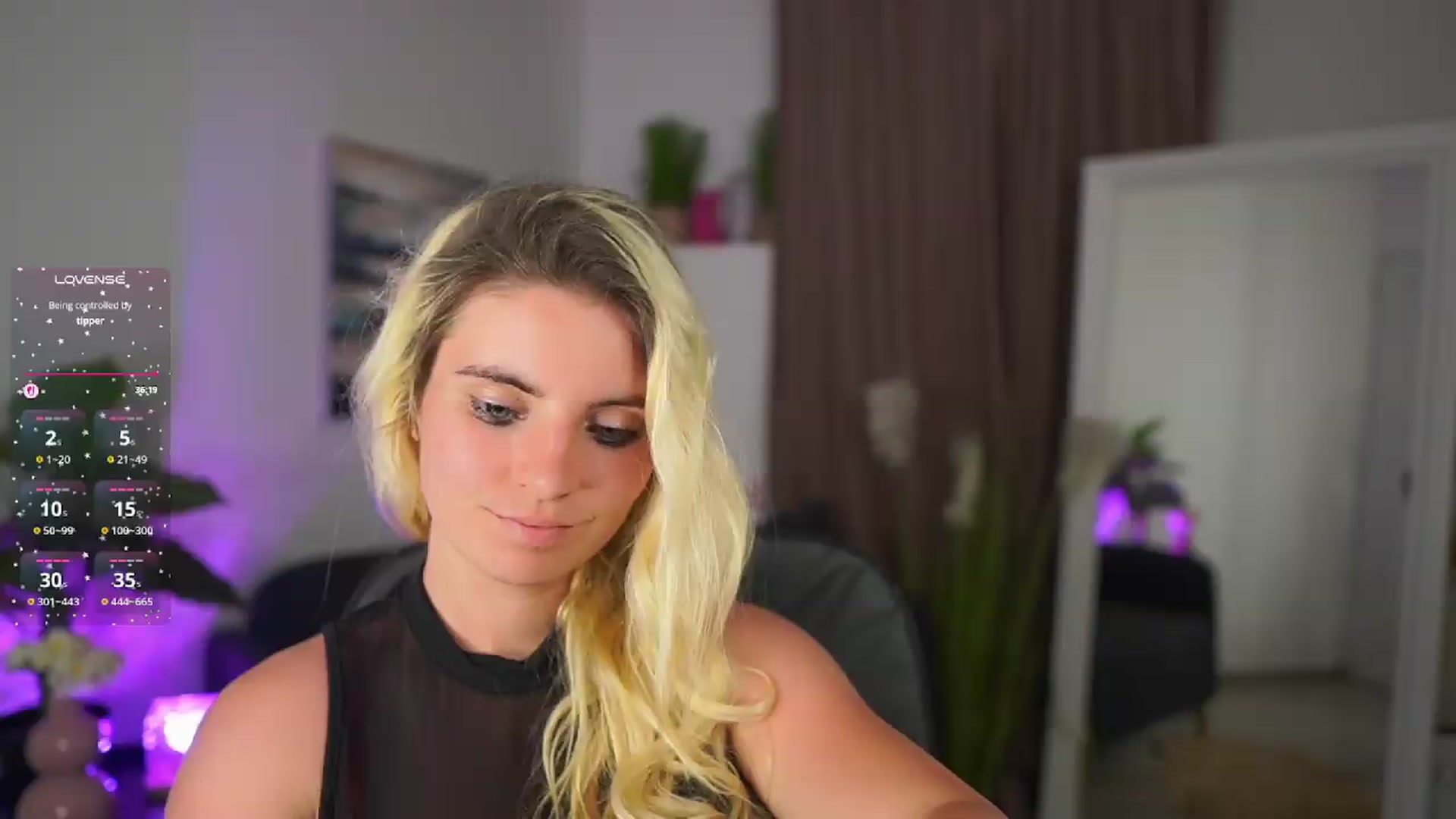 Gallery image thumbnail from Jetpearl74's myfreecams stream on, 06/26/2026, 01:05 image 9 of 20