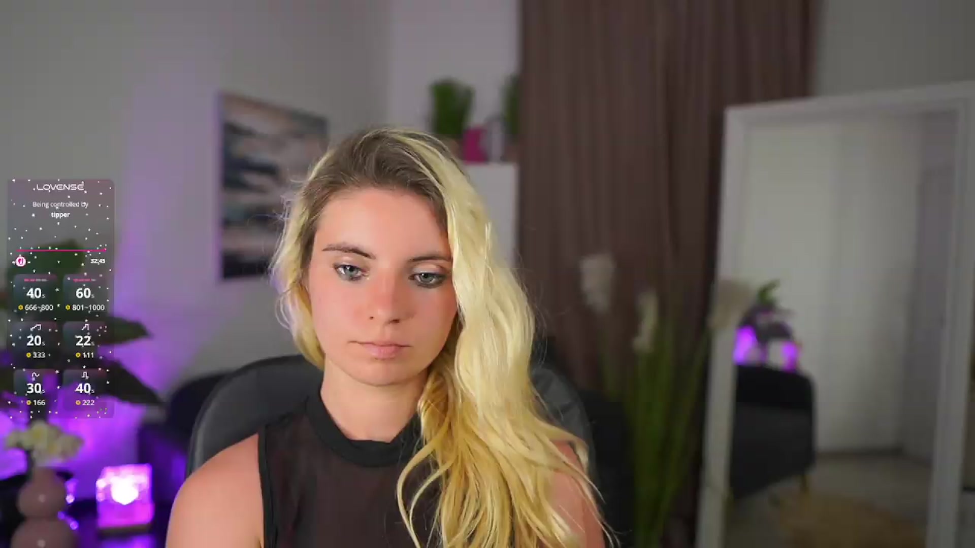 Gallery image thumbnail from Jetpearl74's myfreecams stream on, 06/26/2026, 01:05 image 6 of 20