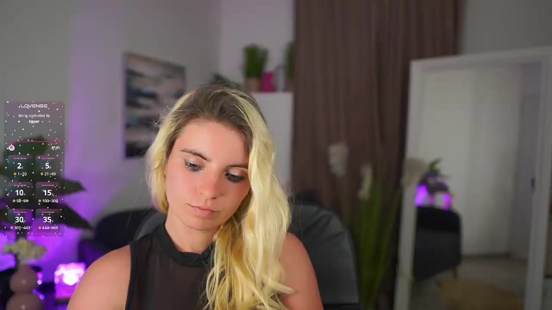Gallery image thumbnail from Jetpearl74's myfreecams stream on, 06/26/2026, 01:05 image 10 of 20