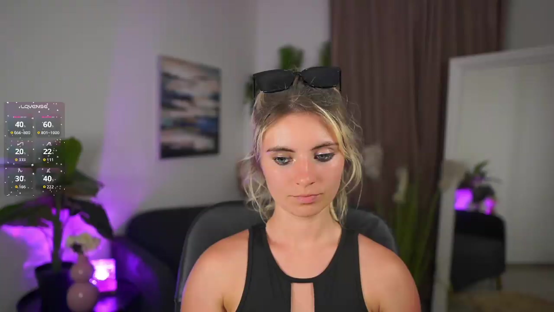 Gallery image thumbnail from Jetpearl74's myfreecams stream on, 06/28/2026, 21:17 image 2 of 20