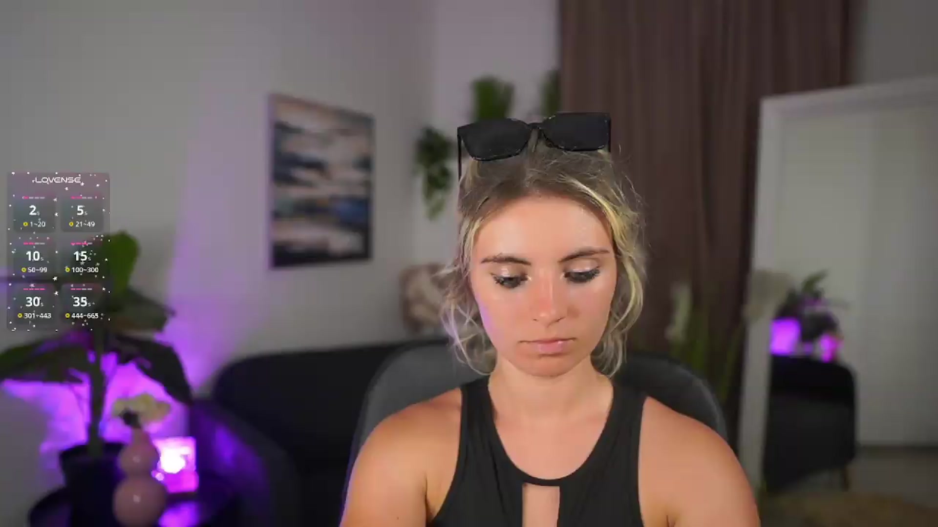 Gallery image thumbnail from Jetpearl74's myfreecams stream on, 06/28/2026, 21:17 image 8 of 20