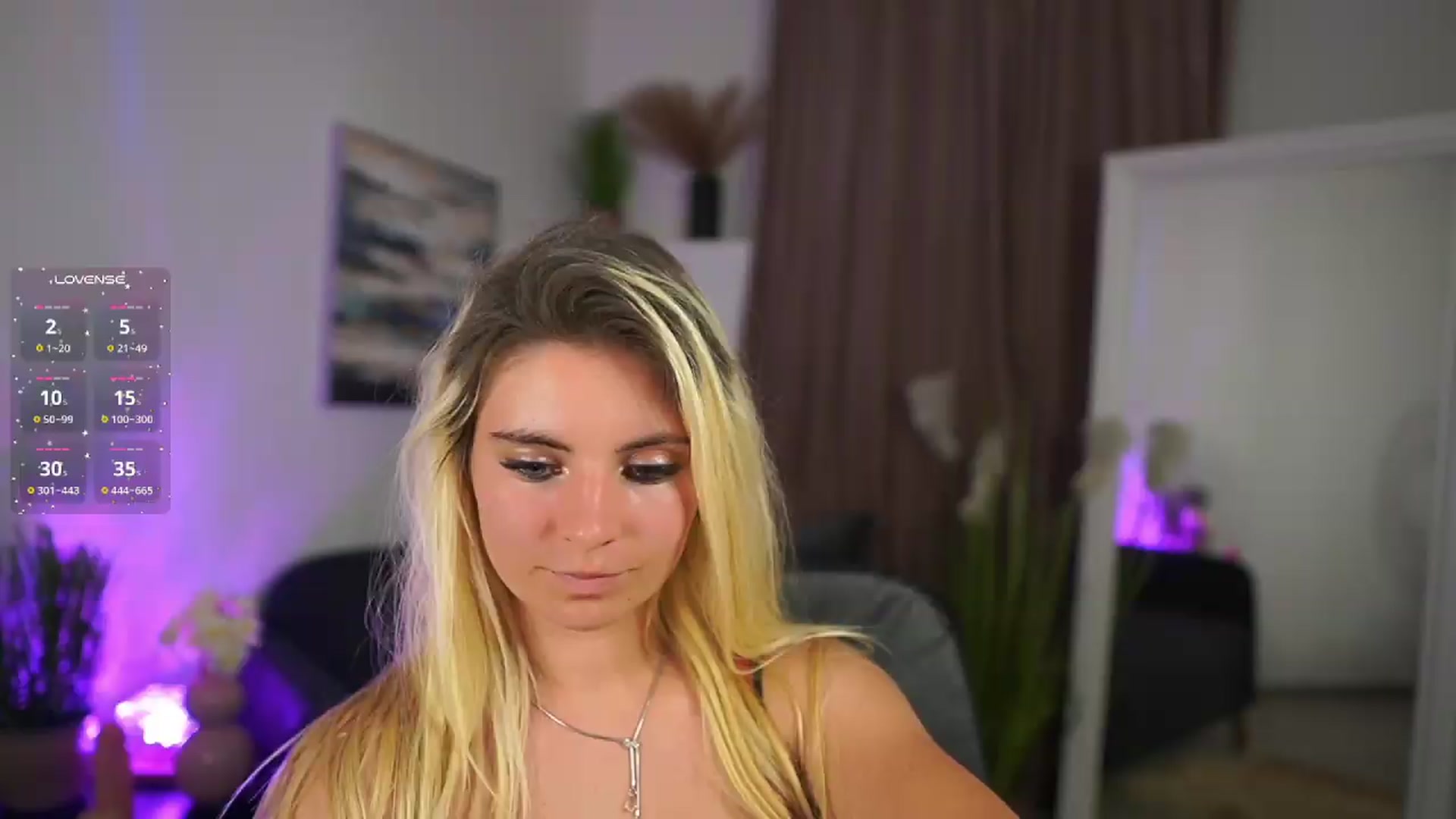 Gallery image thumbnail from Jetpearl74's myfreecams stream on, 07/12/2026, 22:49 image 8 of 20