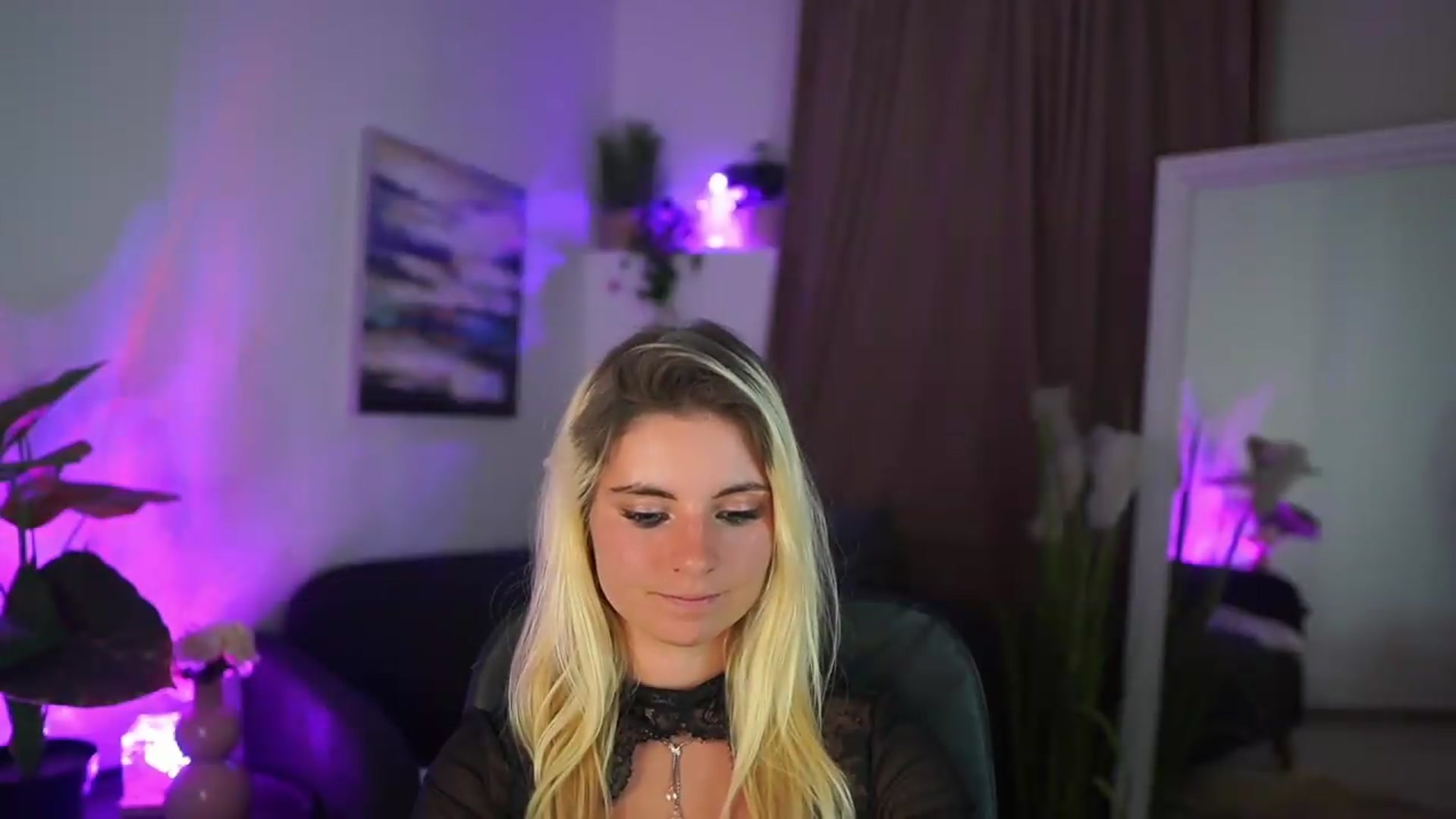 Gallery image thumbnail from Jetpearl74's myfreecams stream on, 07/18/2026, 19:01 image 9 of 20