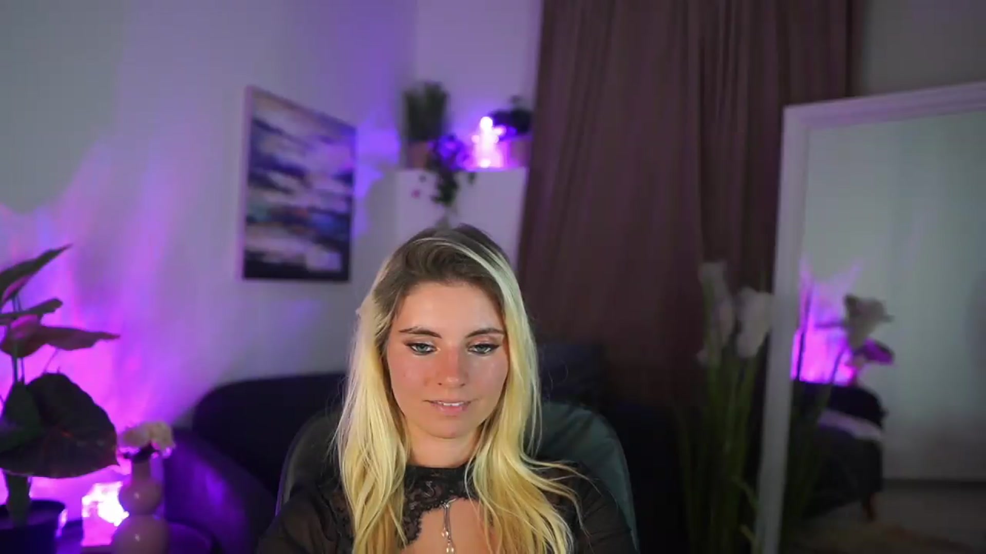 Gallery image thumbnail from Jetpearl74's myfreecams stream on, 07/18/2026, 19:01 image 10 of 20