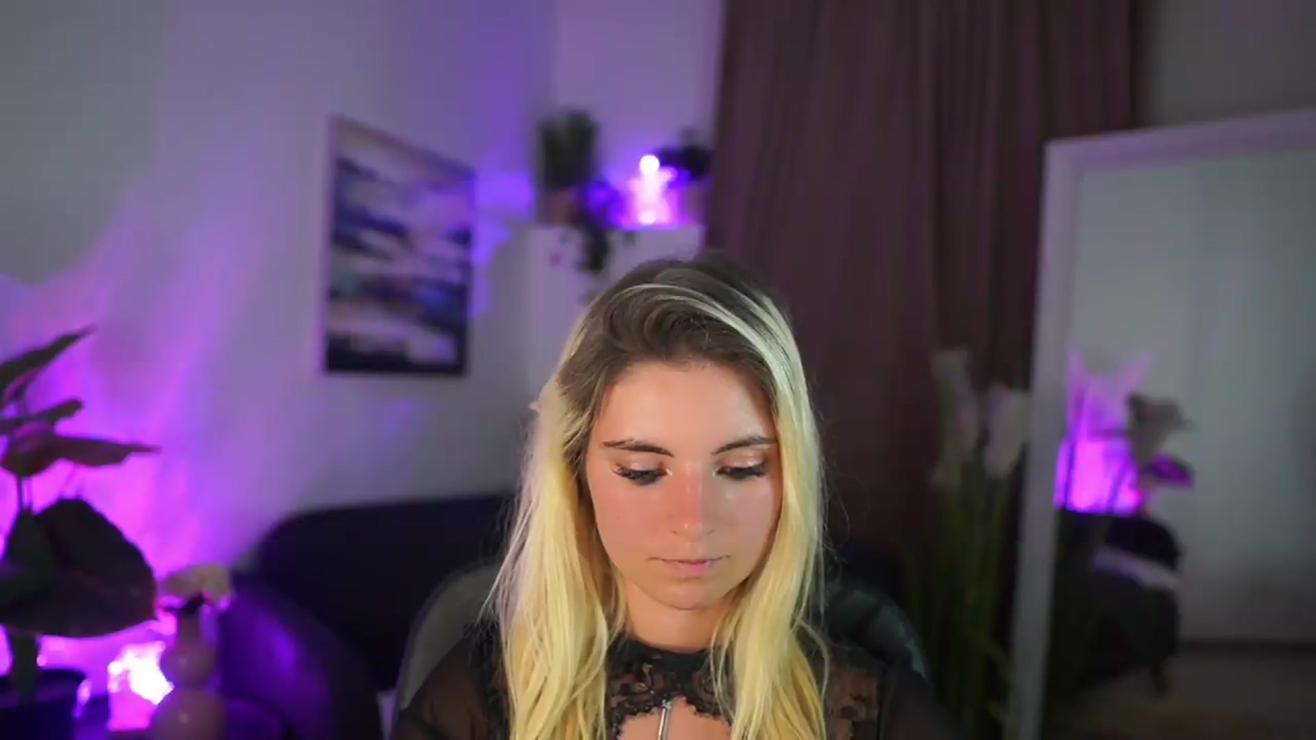 Gallery image thumbnail from Jetpearl74's myfreecams stream on, 07/18/2026, 19:01 image 13 of 20
