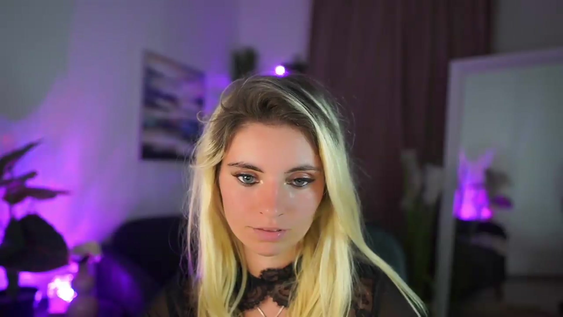 Gallery image thumbnail from Jetpearl74's myfreecams stream on, 07/18/2026, 21:07 image 12 of 20