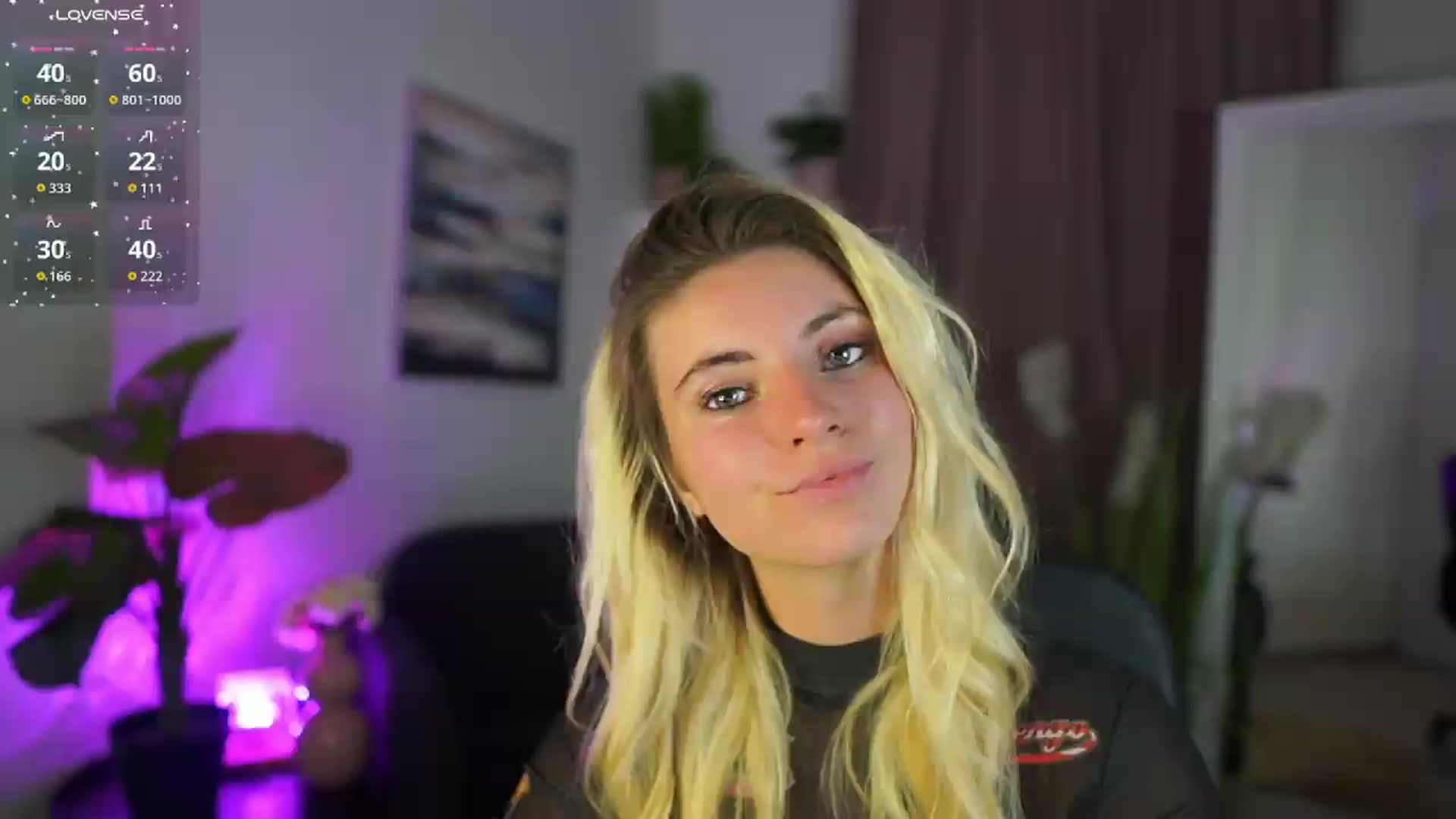 Gallery image thumbnail from Jetpearl74's myfreecams stream on, 07/26/2026, 18:53 image 12 of 20