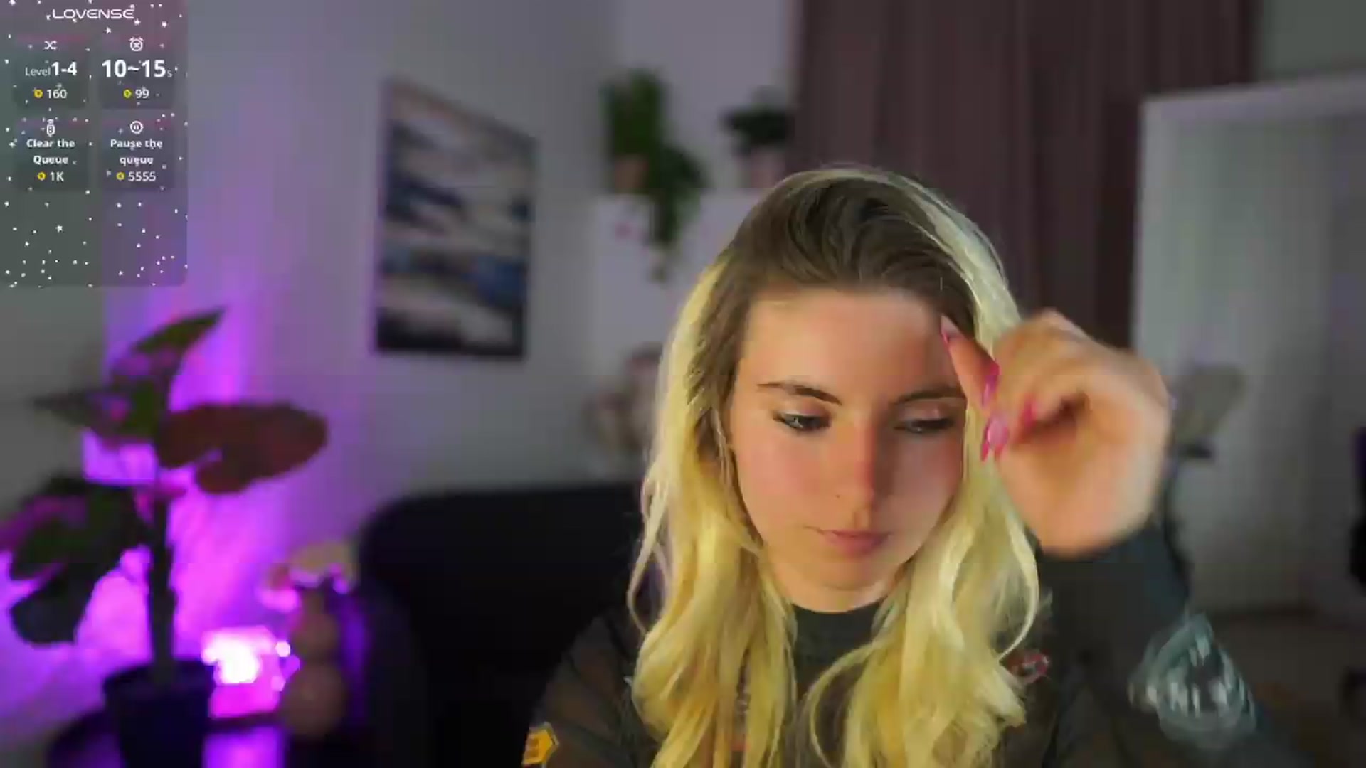 Gallery image thumbnail from Jetpearl74's myfreecams stream on, 07/26/2026, 18:53 image 13 of 20
