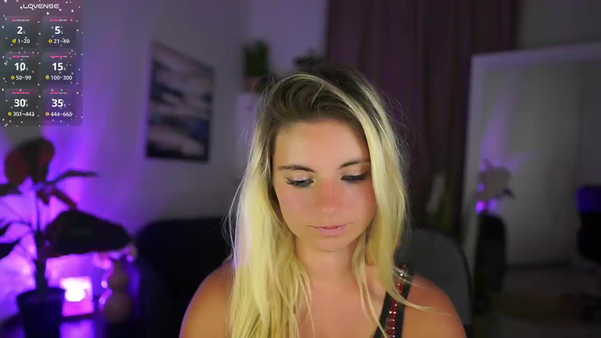 Gallery image thumbnail from Jetpearl74's myfreecams stream on, 08/01/2026, 19:25 image 18 of 20